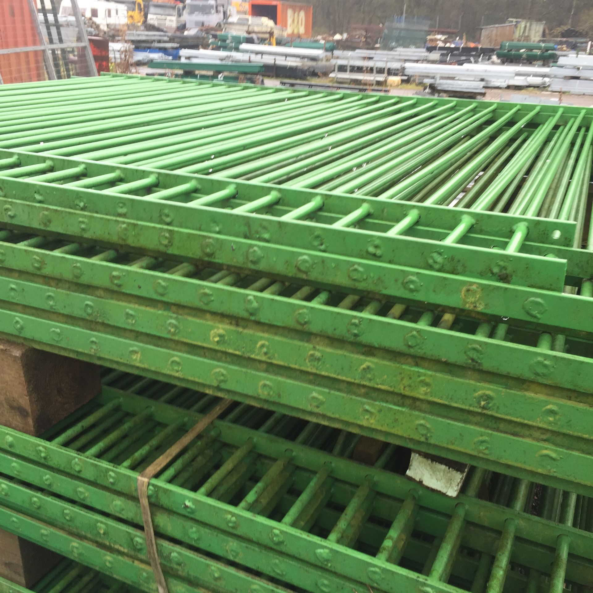 *NEXT BID WINS* 25 x New Green Fence Panels - Image 2 of 2