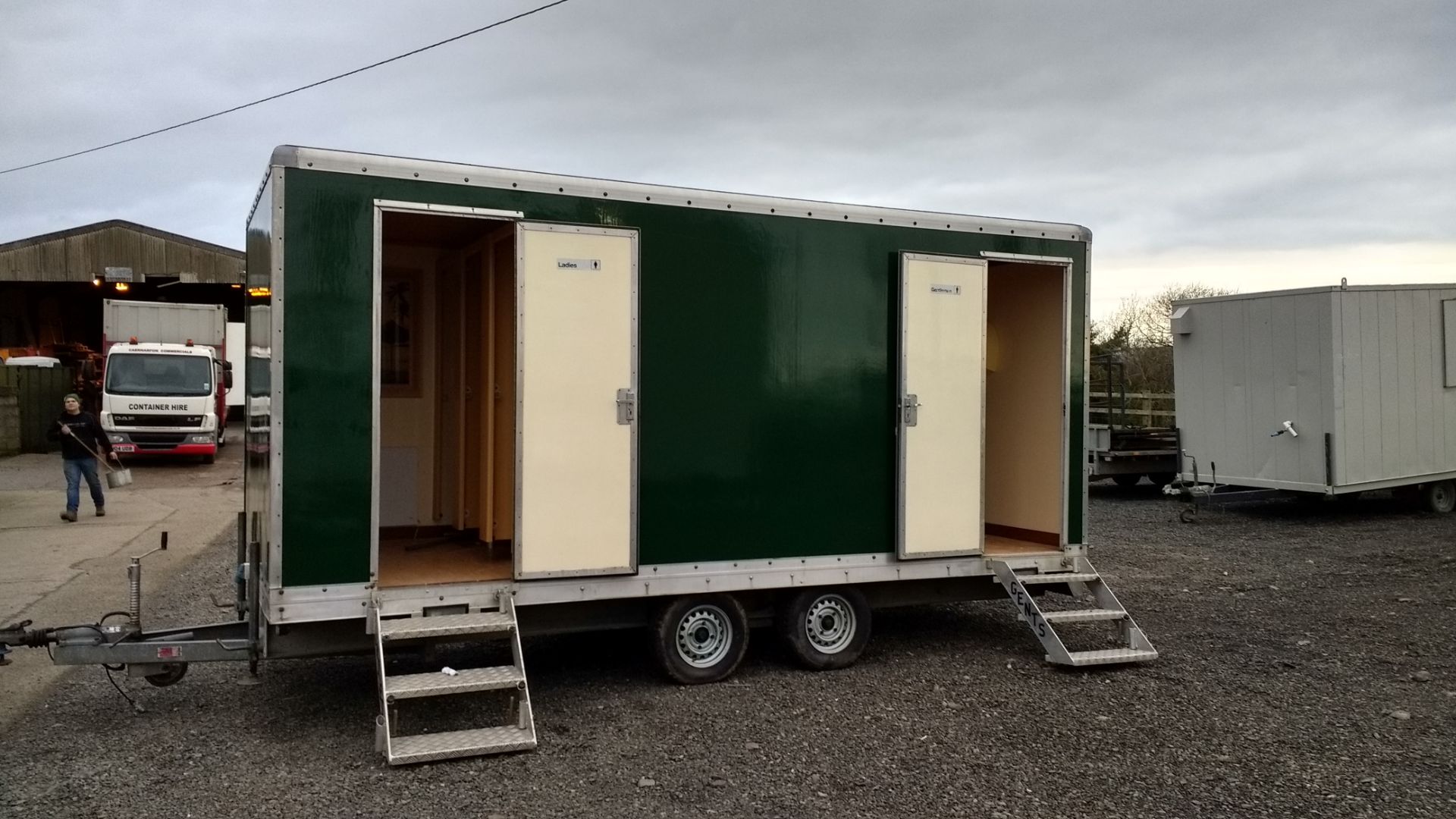 3+1 Luxury Toilet Trailer