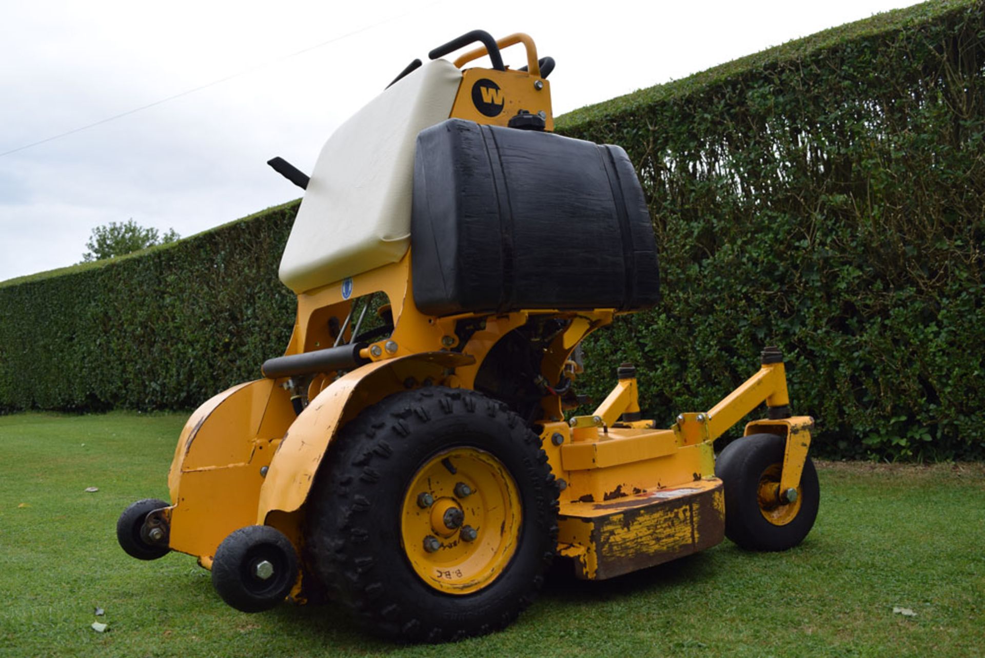 2007 Wright Stander 32"""" Commercial Zero Turn Stand On Rotary Mower - Image 8 of 8