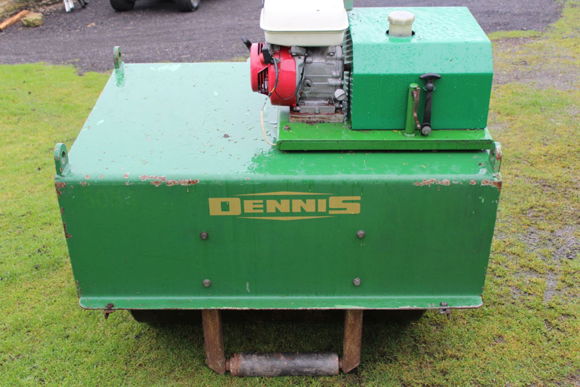 Dennis 36 ports Ground Roller Honda Engine - Image 6 of 6