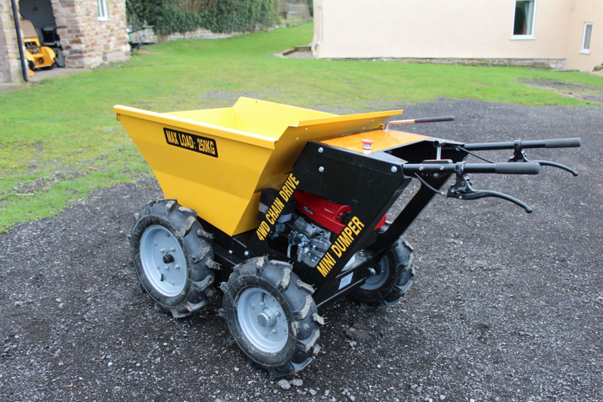 Unused 250kg Mini Dumper 4WD With Chain Drive Loncin Engine