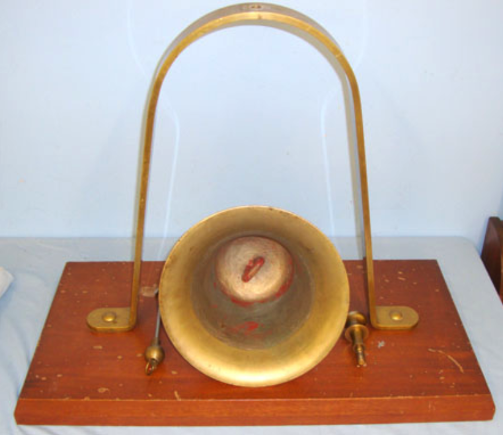 Original Large 1942 British WD King's Crown Air Ministry RAF Airfield Brass Scramble Bell - Image 3 of 3