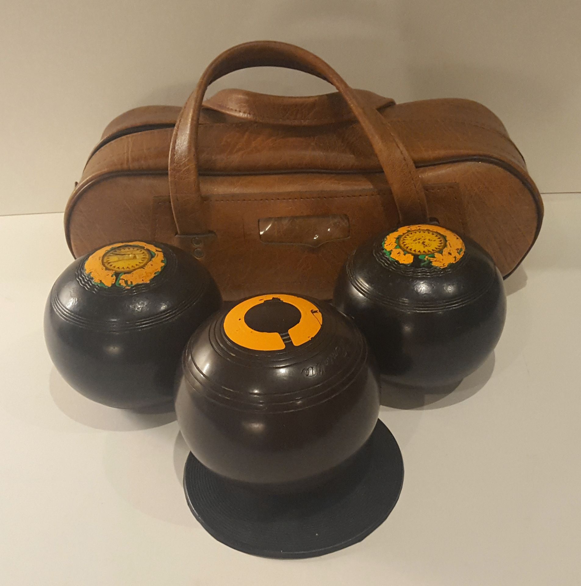 Vintage Retro 3 x Crown Green Bowls in Bowls Bag