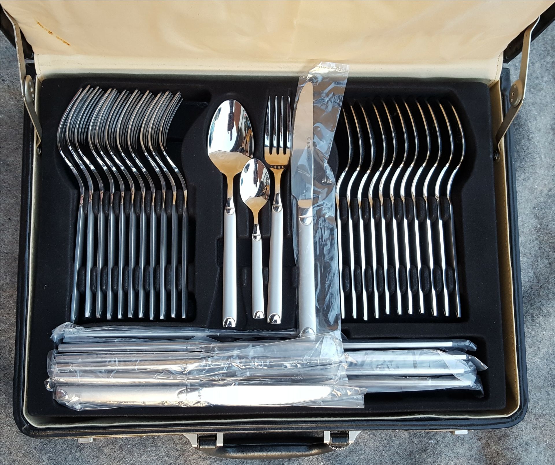 Briefcase Containing A 12 Piece Cutlery Set & Serving Set