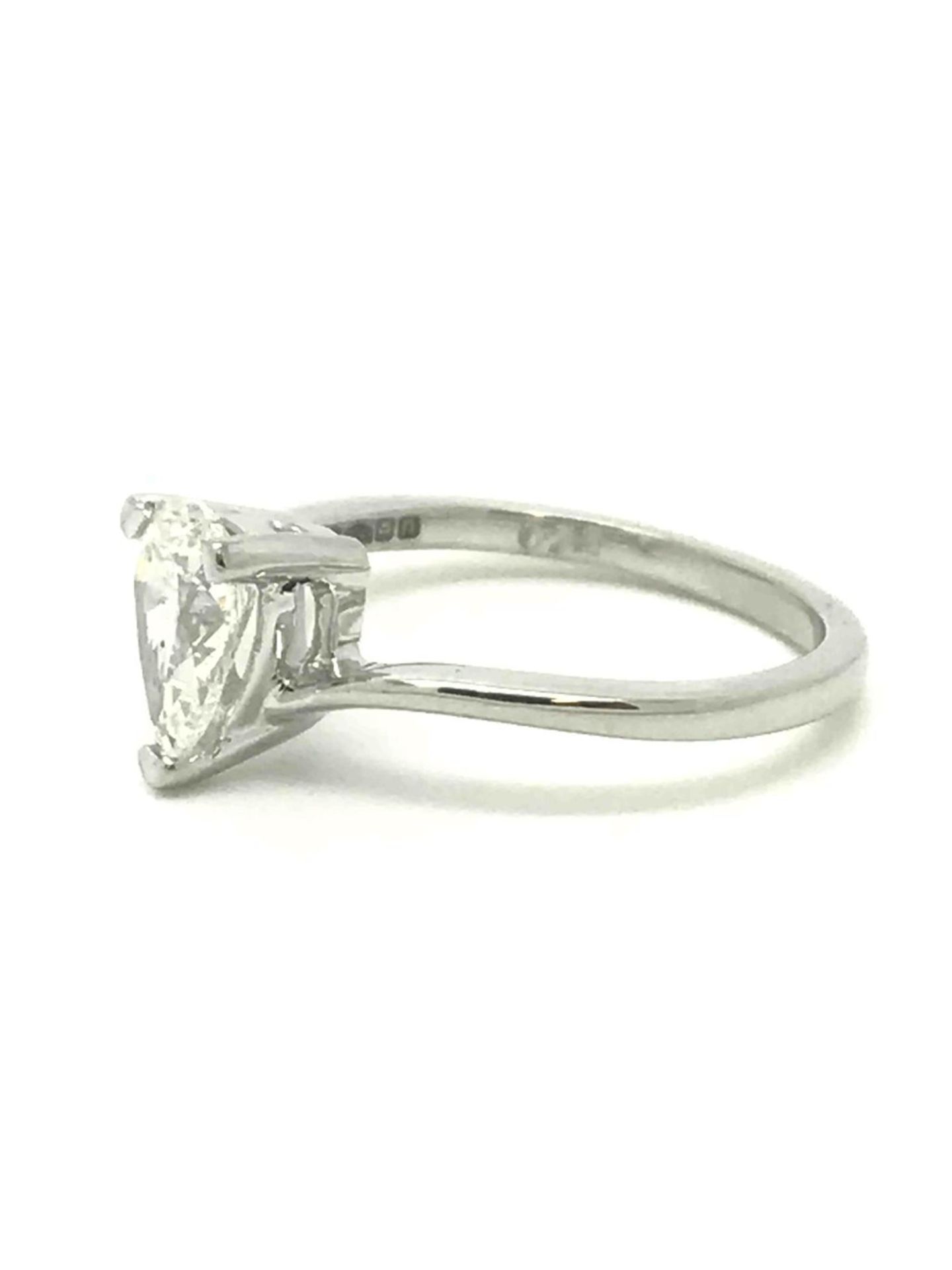 EGL Certificated 0.70ct Pear Cut Diamond Single Stone Ring - Image 2 of 5