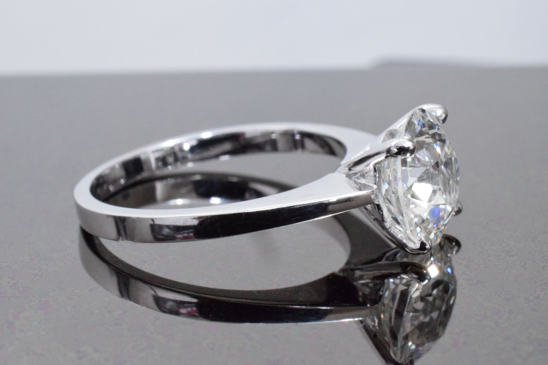 2.50 Carat Diamond Ring Set in White Gold - Image 3 of 6