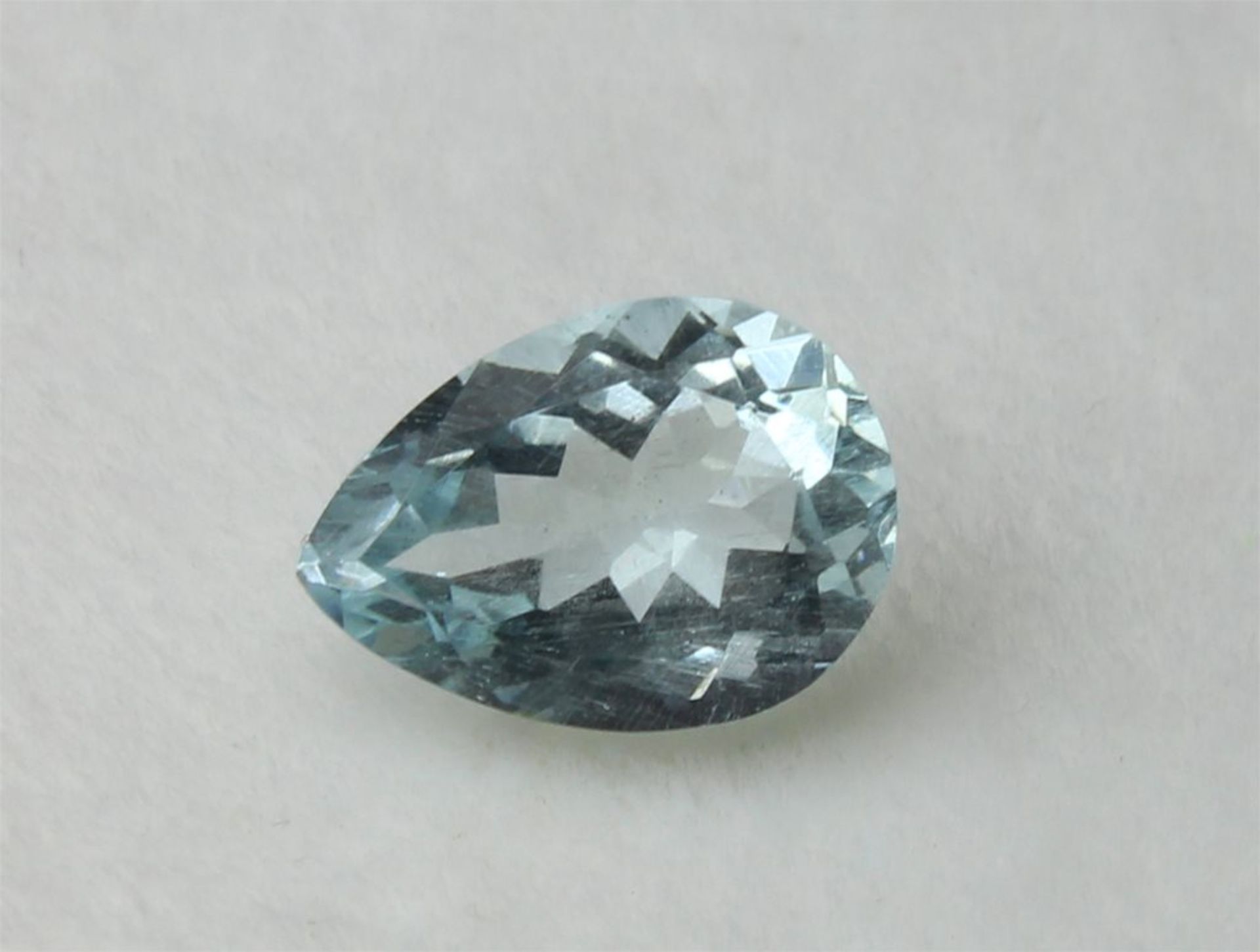 NO RESERVE - 1.09 CT Aquamarine With IGI Certificate