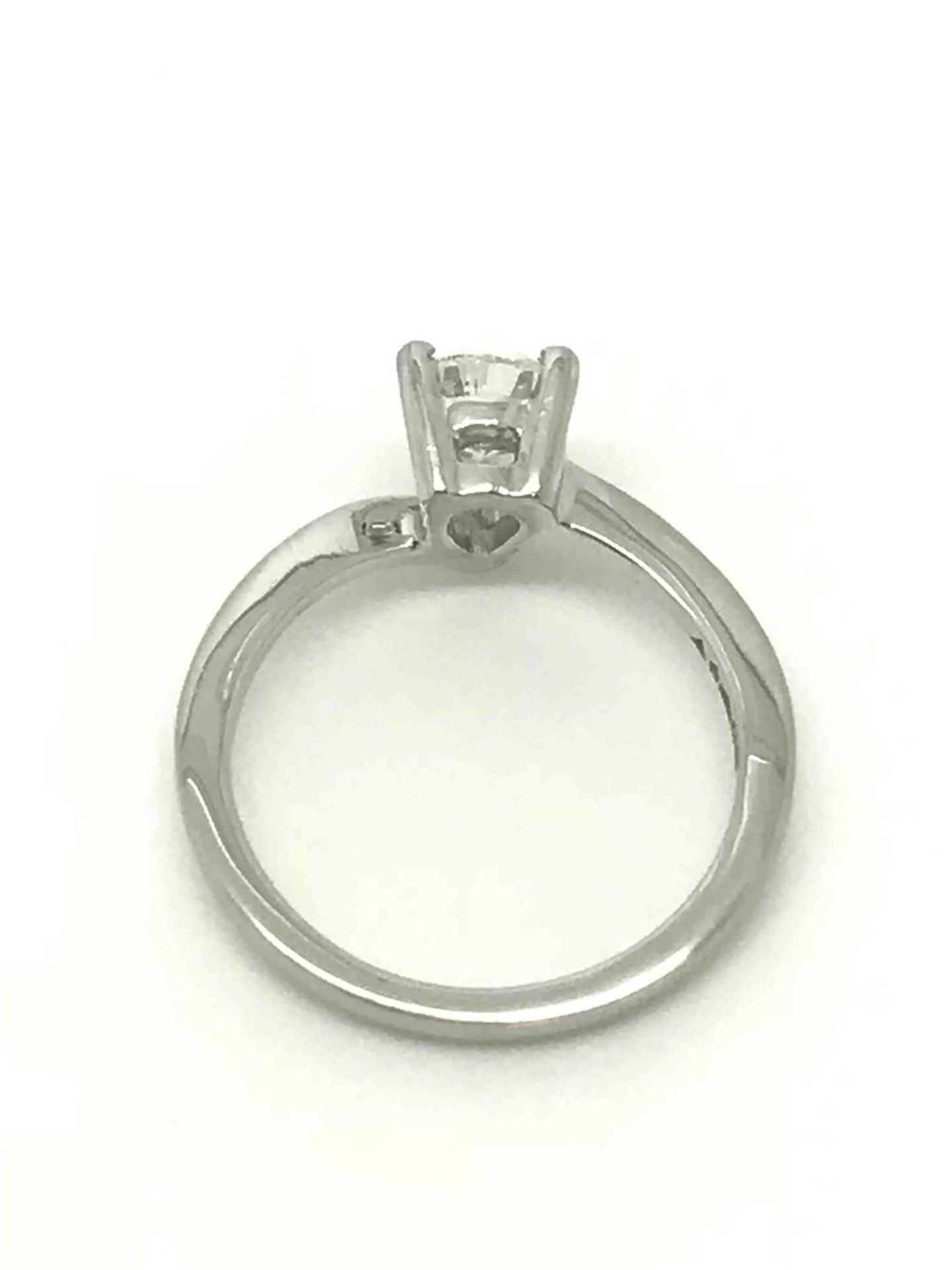 EGL Certificated 0.70ct Pear Cut Diamond Single Stone Ring - Image 3 of 5