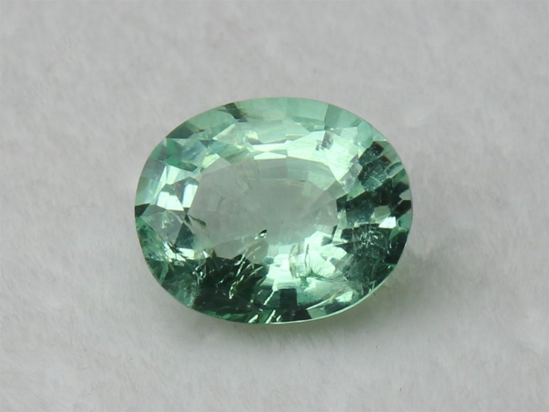 NO RESERVE - 1.32 CT IGI Certified Colombian Emerald
