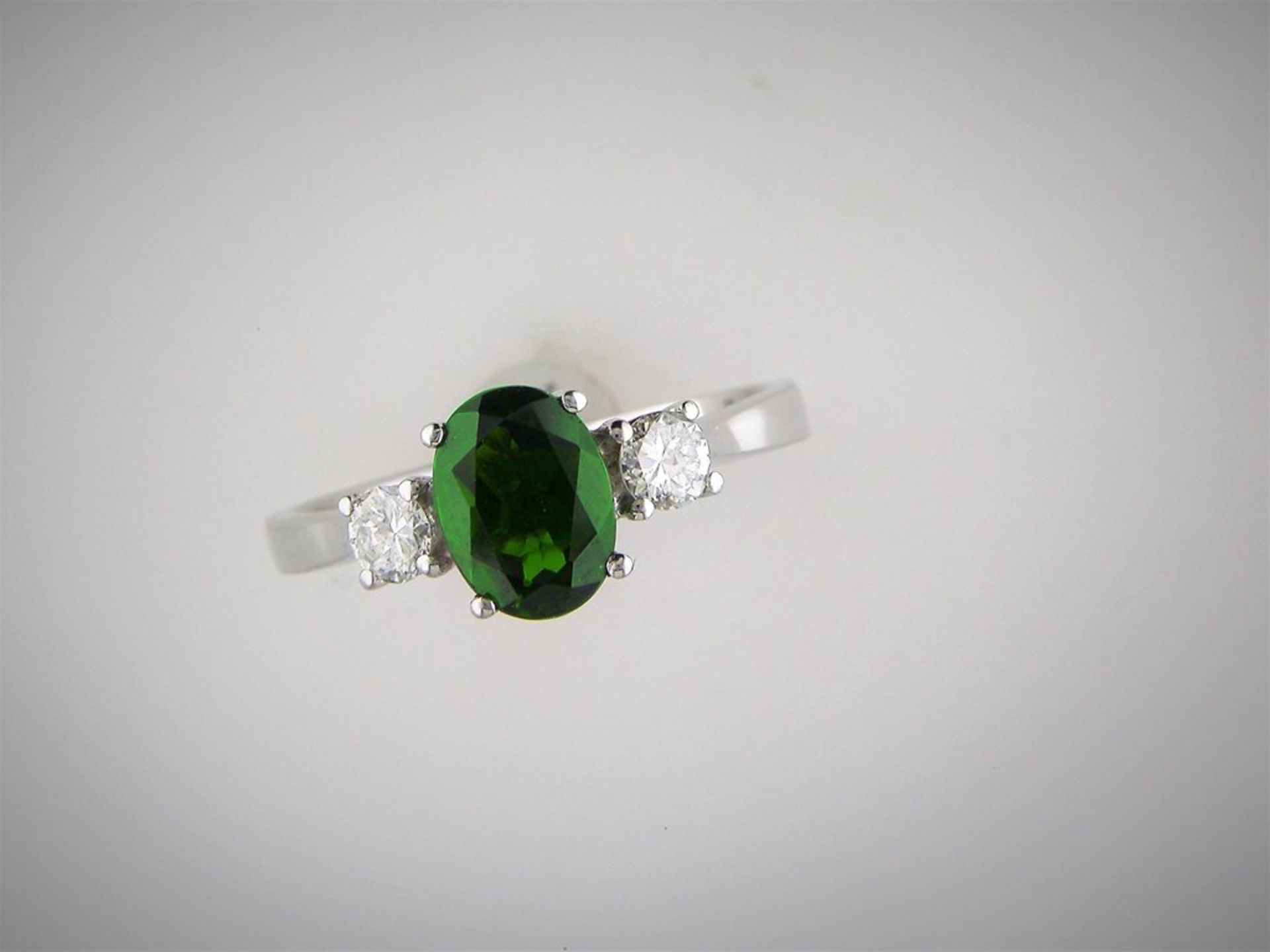 An Oval Diopside With Diamonds - Image 2 of 2