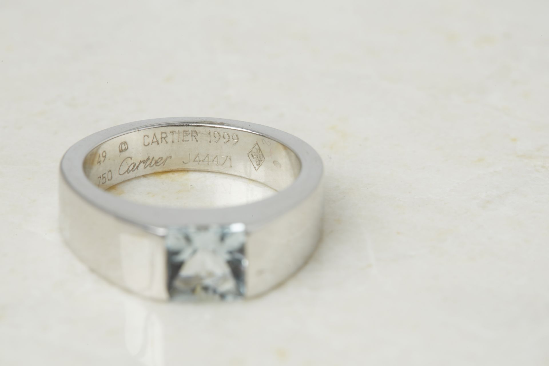 Cartier 18k White Gold Aquamarine Tank Ring - Image 20 of 20
