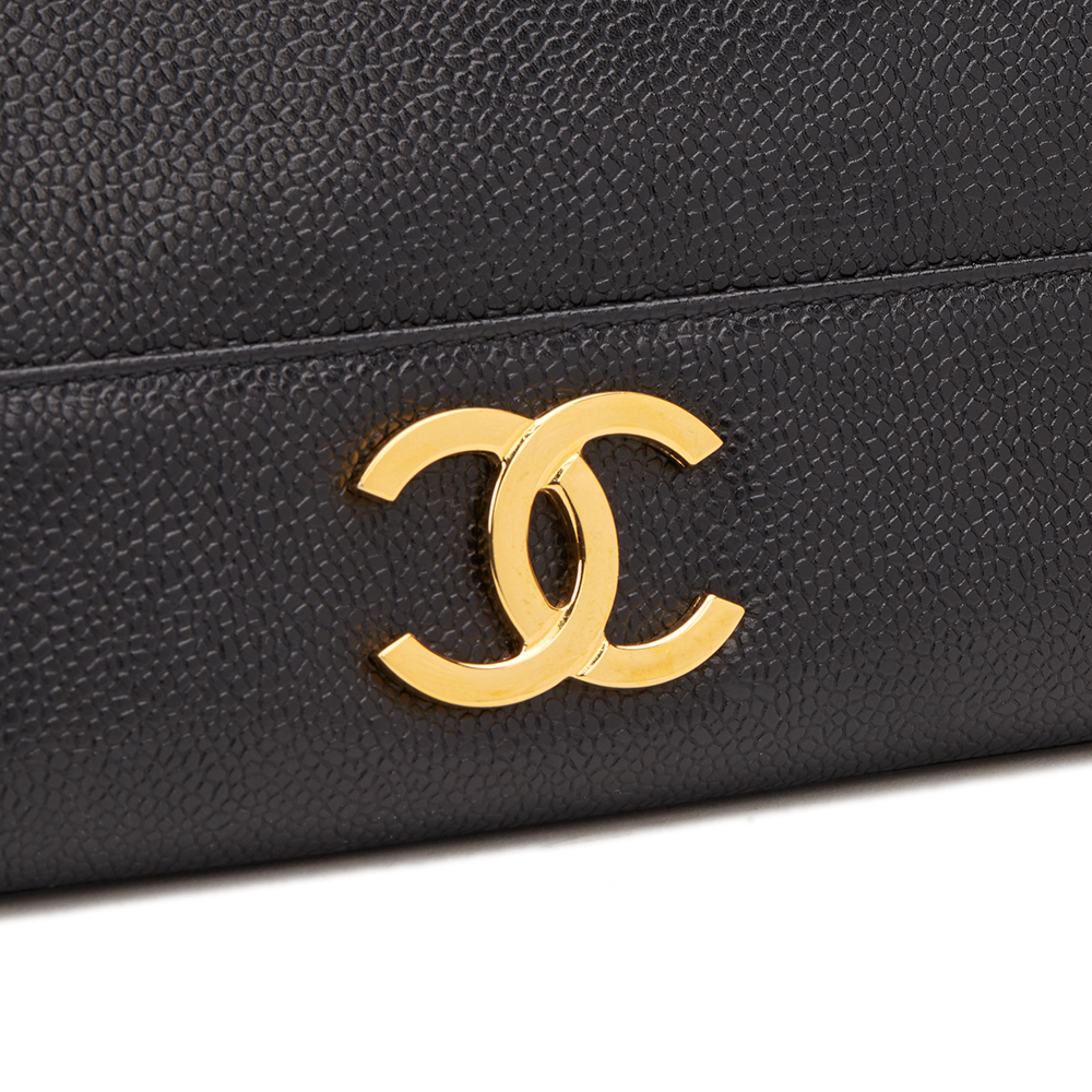 Chanel Black Caviar Leather Vintage Timeless Shoulder Bag - Image 6 of 9