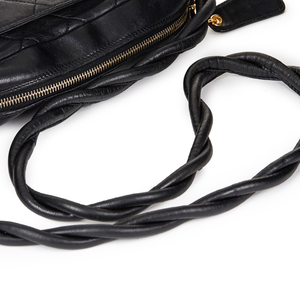 Chanel Black Quilted Lambskin Vintage Camera Bag - Image 6 of 9