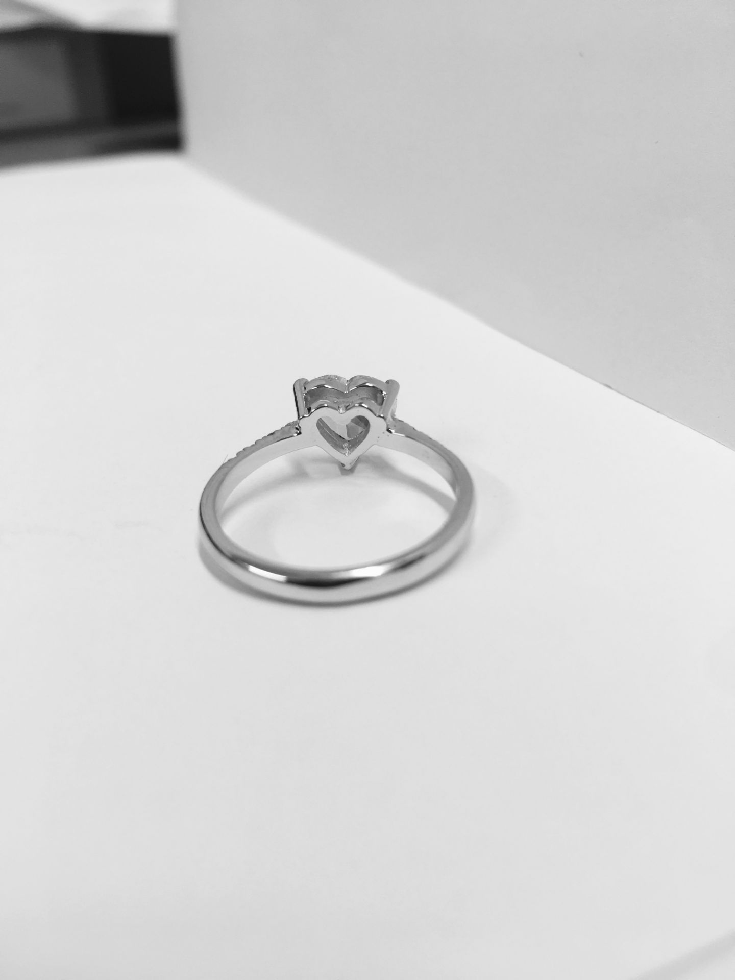 0.91ct diamond set solitaire ring set in 18ct white gold. Heart shaped diamond, I colour and Si2 - Image 3 of 7