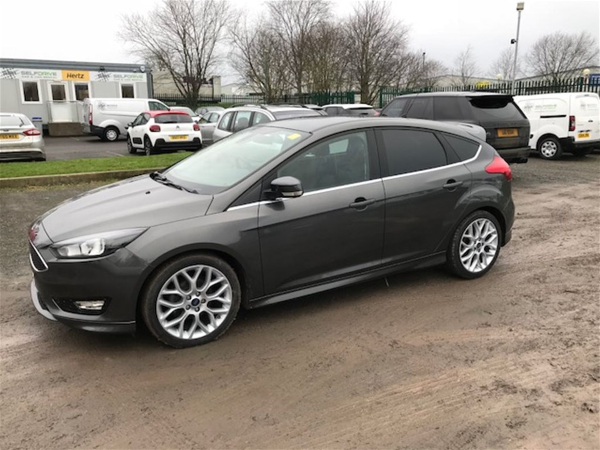 Ford Focus 1.5 TDCi 120 Zetec S 5dr - Image 3 of 8