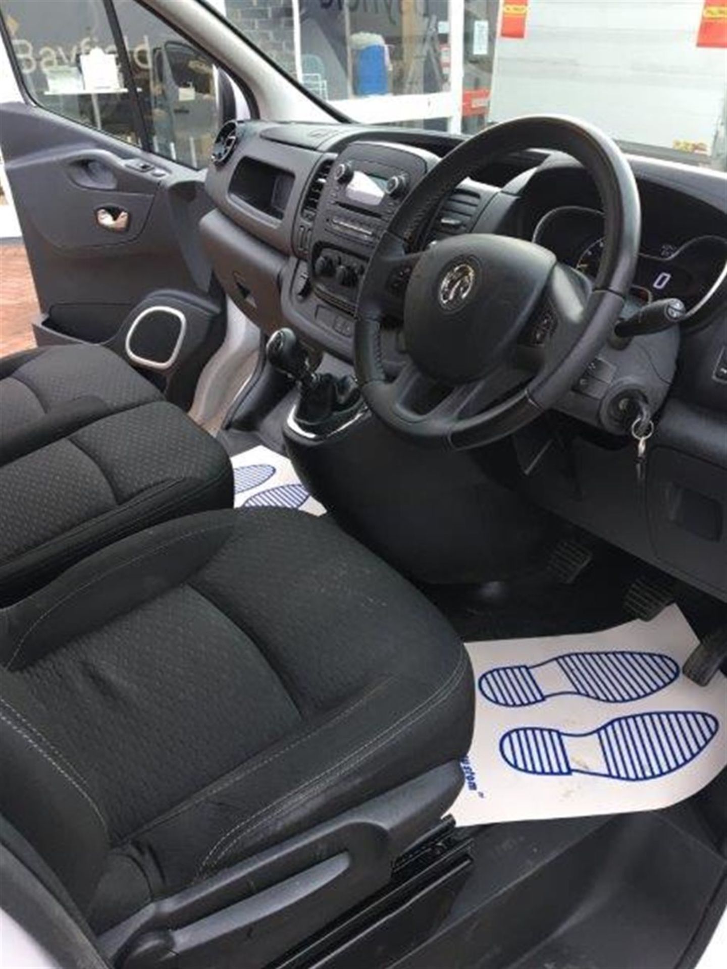 Vauxhall Vivaro L1:H1 1.6 CDTi 115ps Sportive Panel van 2.7t - Image 6 of 9
