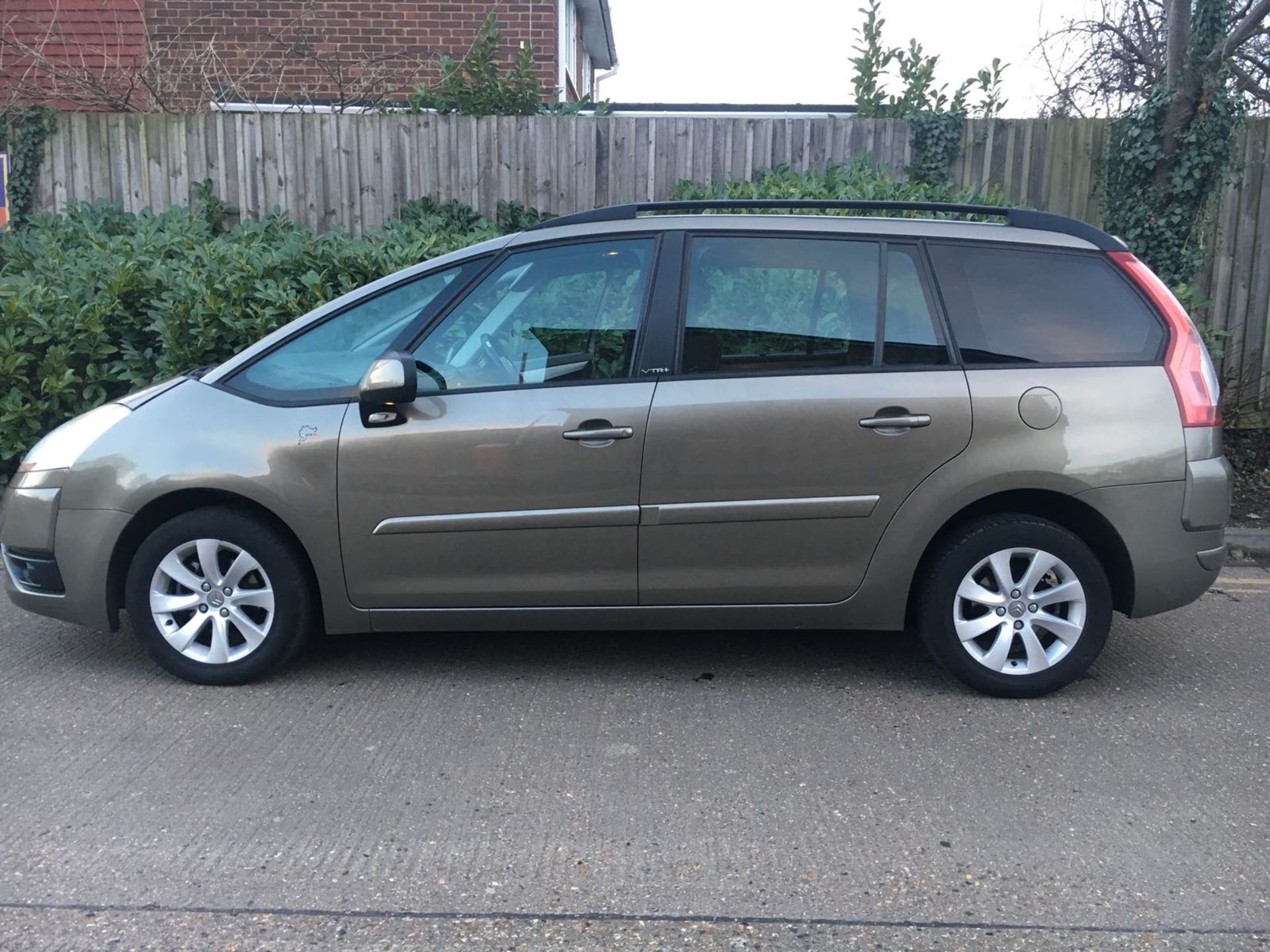 Citroen C4 Grand Picasso VTR+ 7 Seats - Image 9 of 16