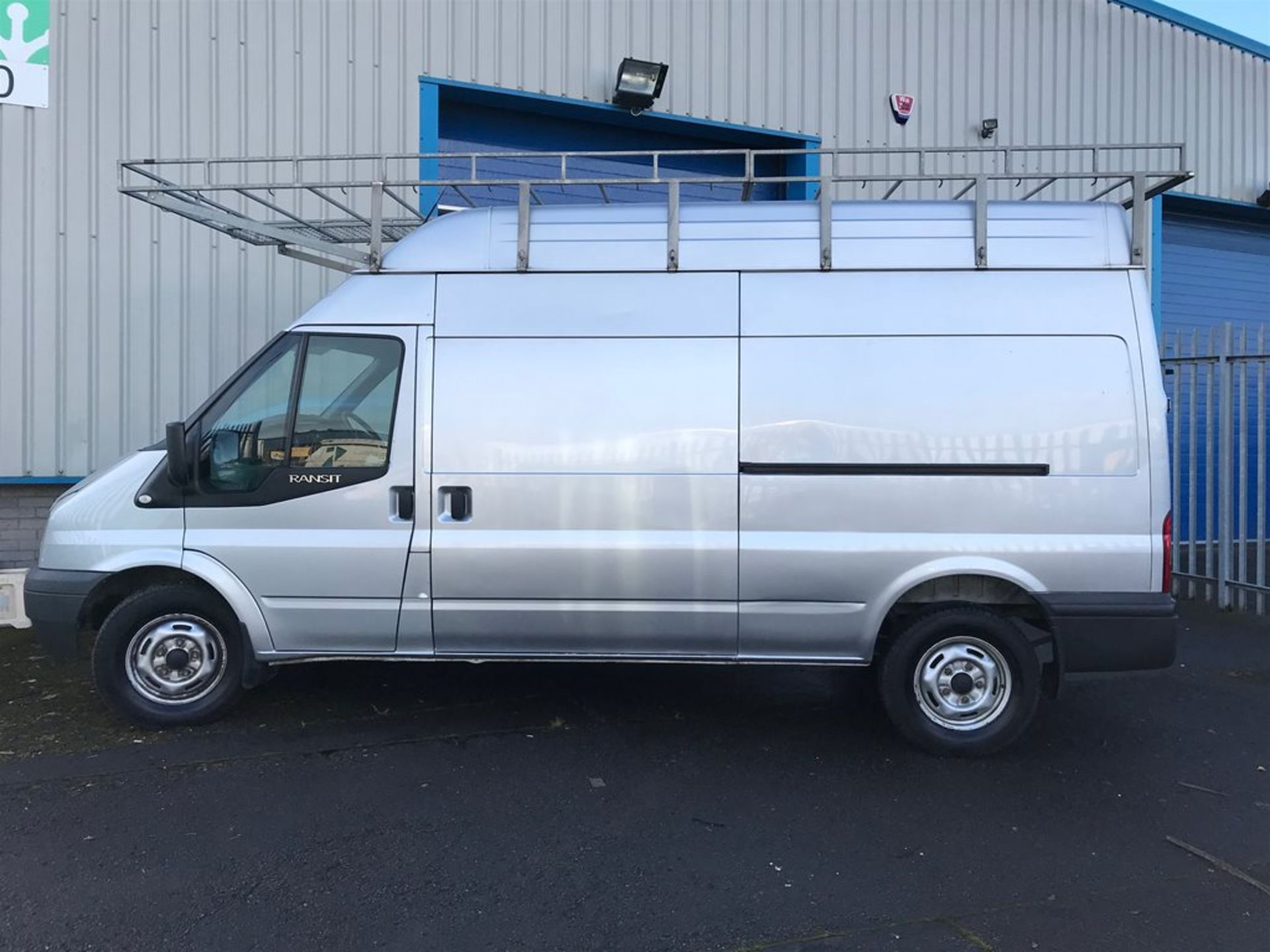 Ford Transit 2.2 T350 125ps Diesel RWD 3.5t - Image 10 of 10