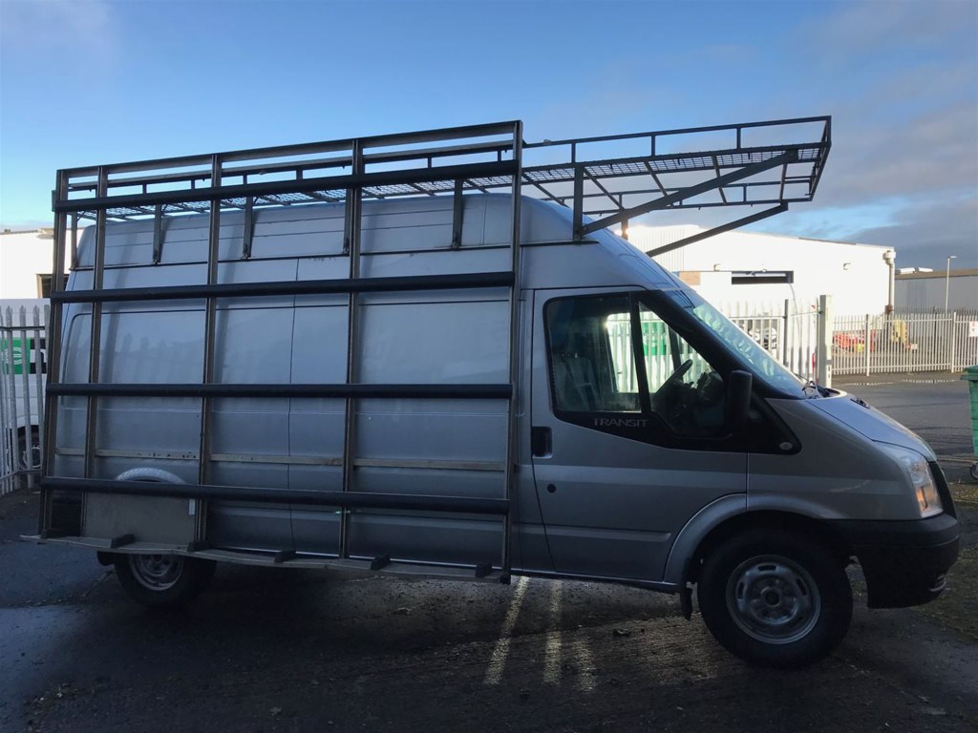 Ford Transit 2.2 T350 125ps Diesel RWD 3.5t