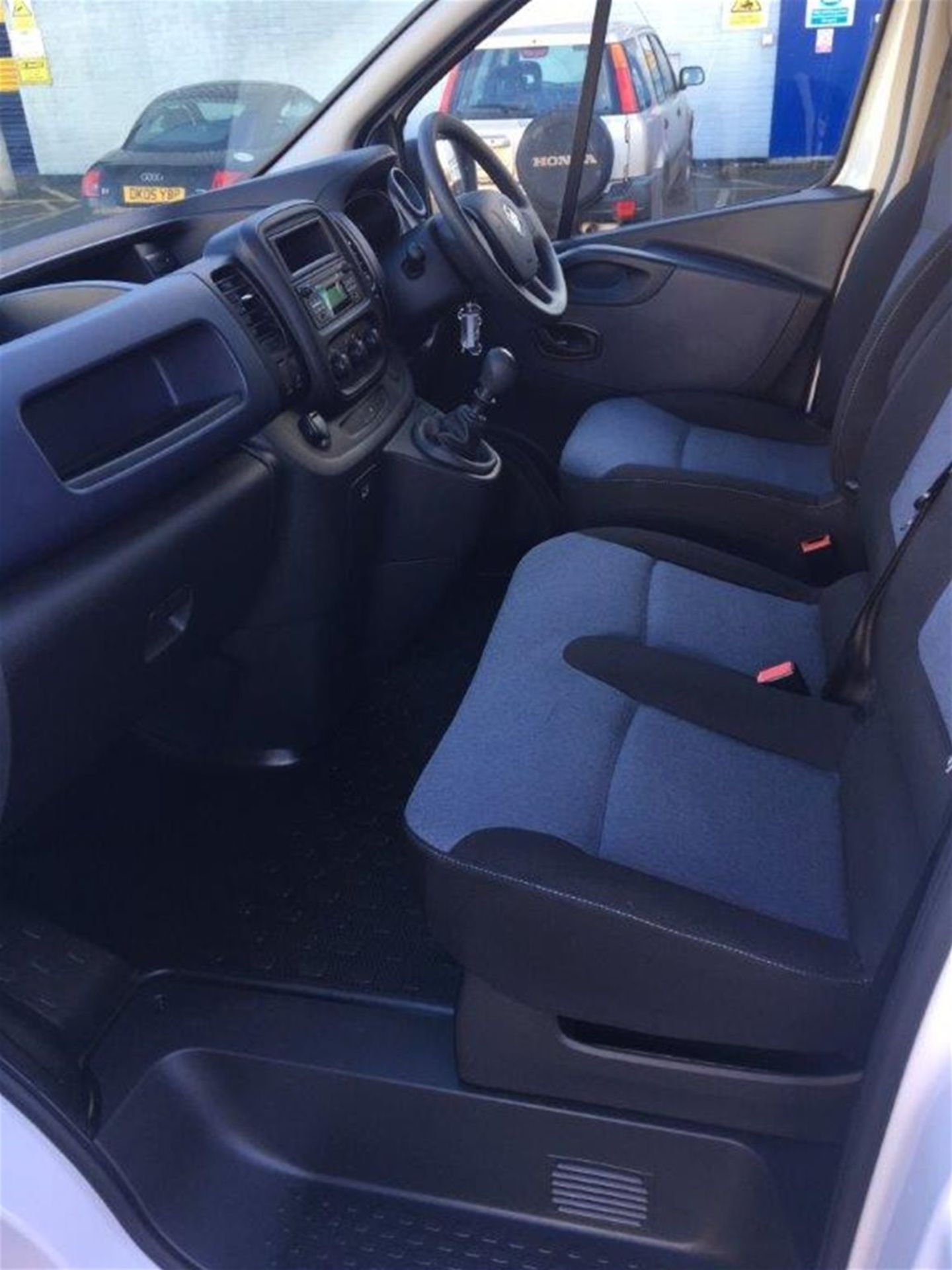 Vauxhall Vivaro L1:H1 1.6 CDTi 115ps 2.7t Panel Van - Image 8 of 10