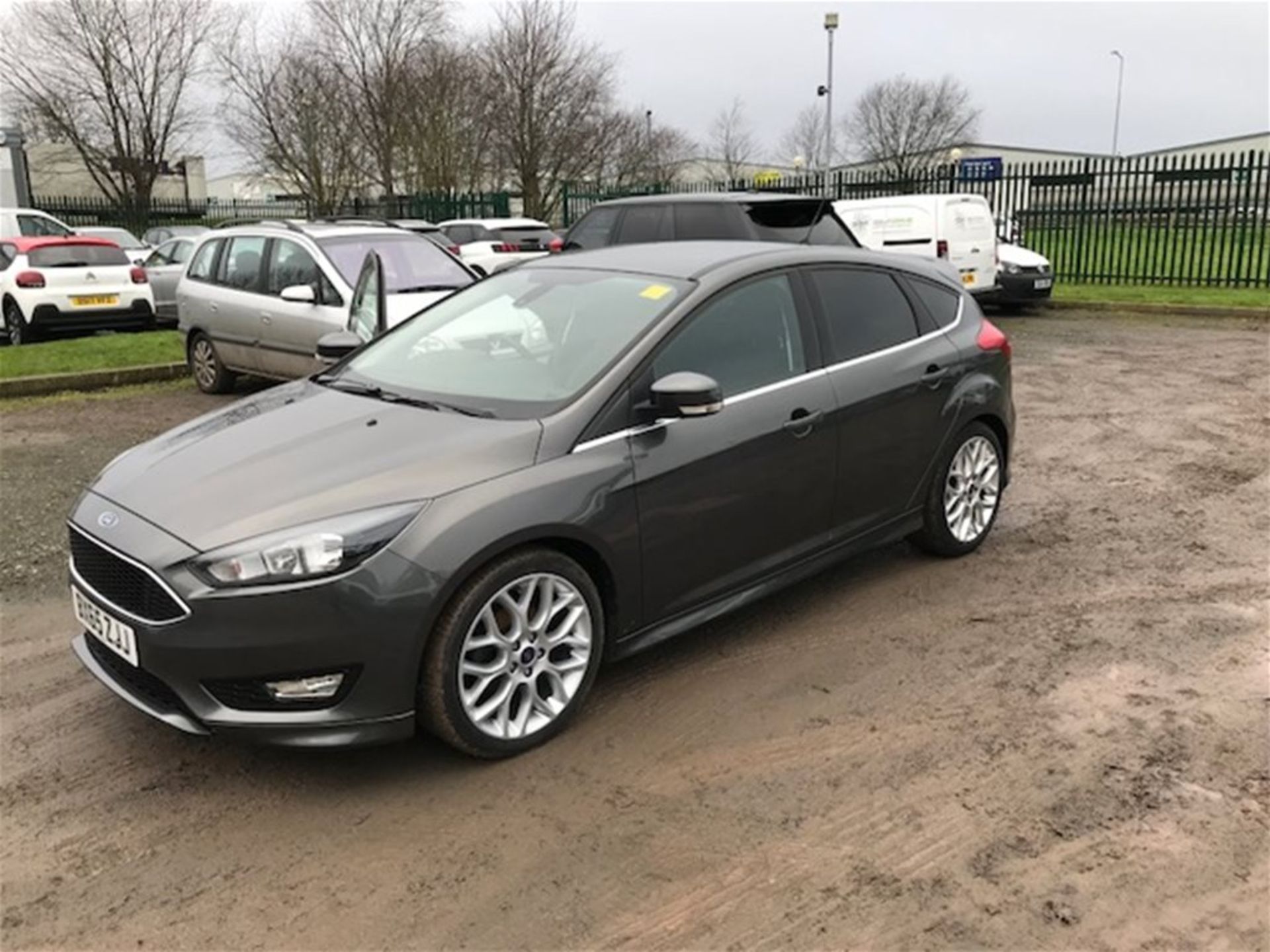 Ford Focus 1.5 TDCi 120 Zetec S 5dr - Image 2 of 8