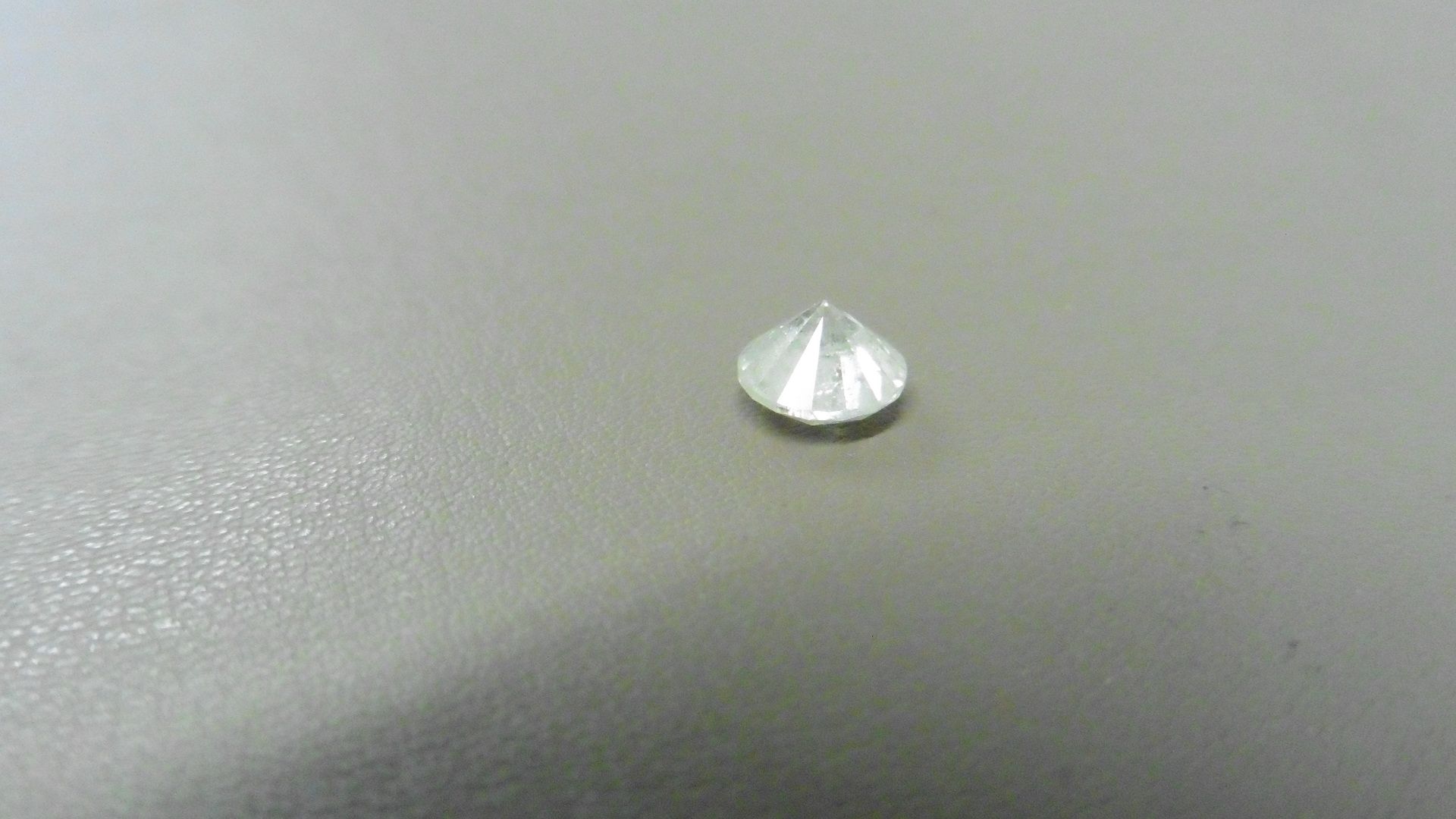 1.02ct Brilliant Cut Diamond, Enhanced stone. H colour, I1 clarity. 6.15 x 4.05mm. Valued at £ - Image 4 of 5