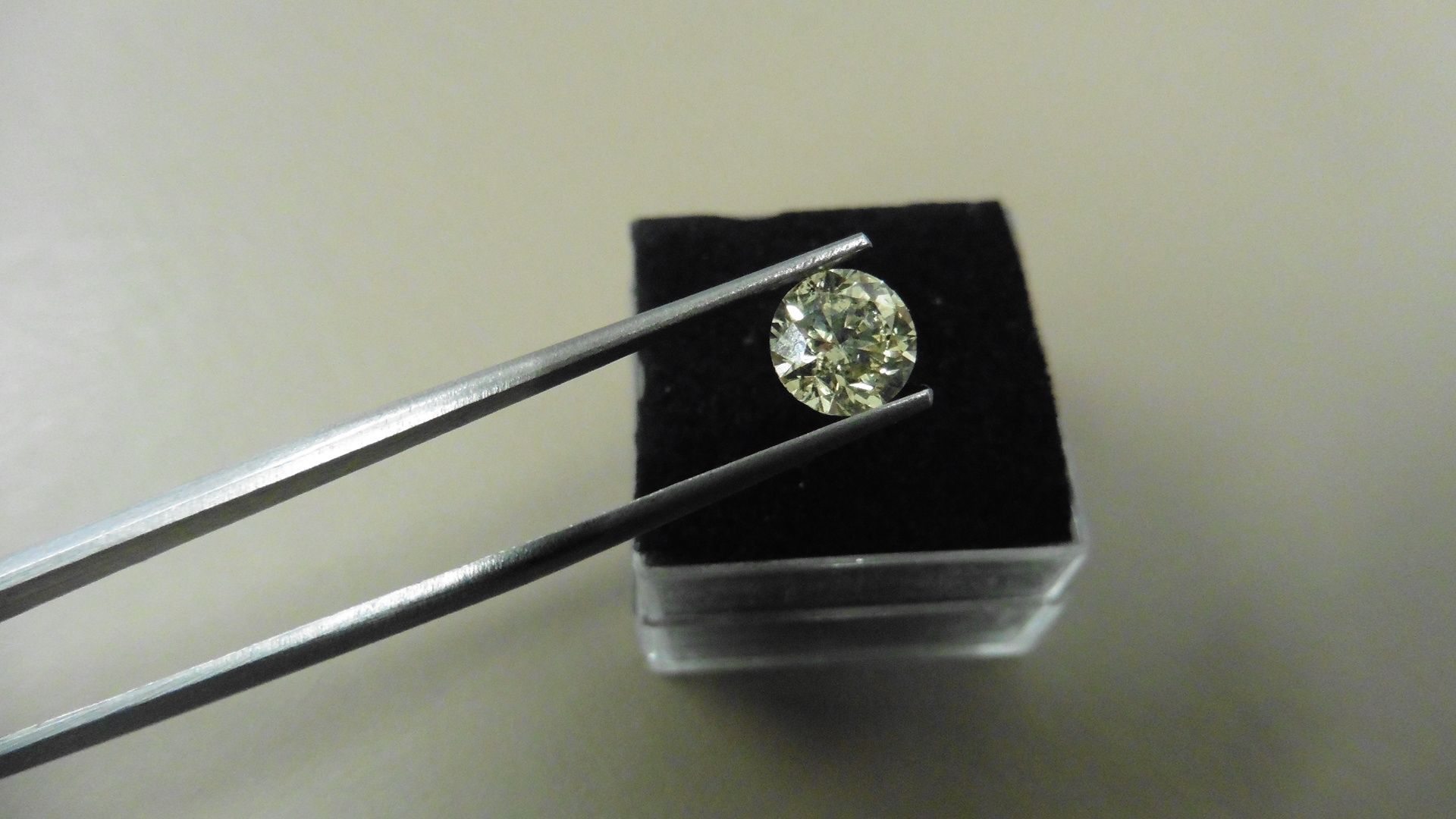 1.26ct Brilliant Cut Diamond, Enhanced stone. J colour, si3 clarity. 6.75 x 4.32mm. Valued at £1490.