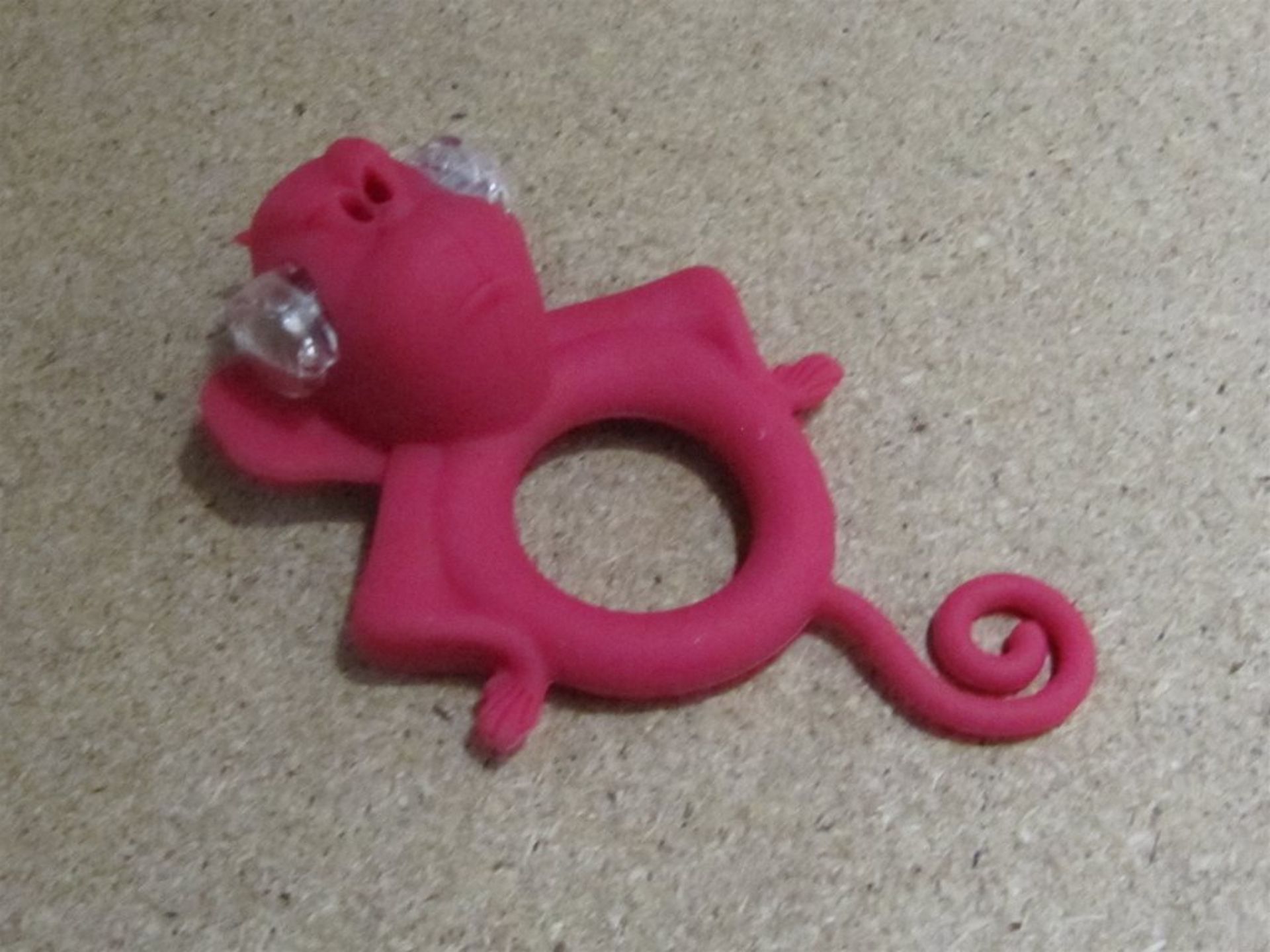 (22) Beasty Toys, Vibrating Monkey Ring. No vat on Hammer, Shipping available. - Image 3 of 3