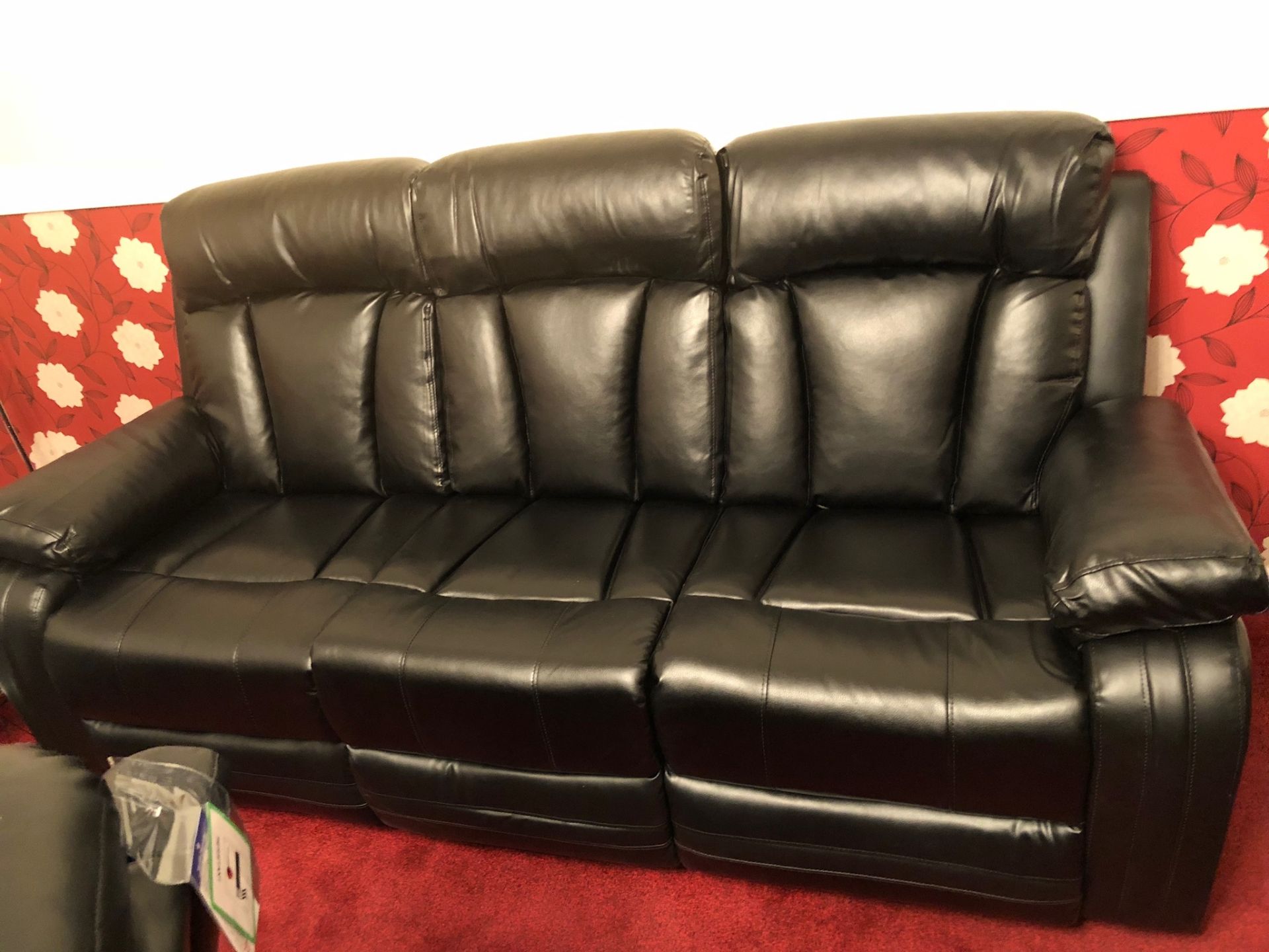 Brand New Boxed 3 Seater Manhattan Black Leather Manual Reclining Sofa Plus 2 Matching