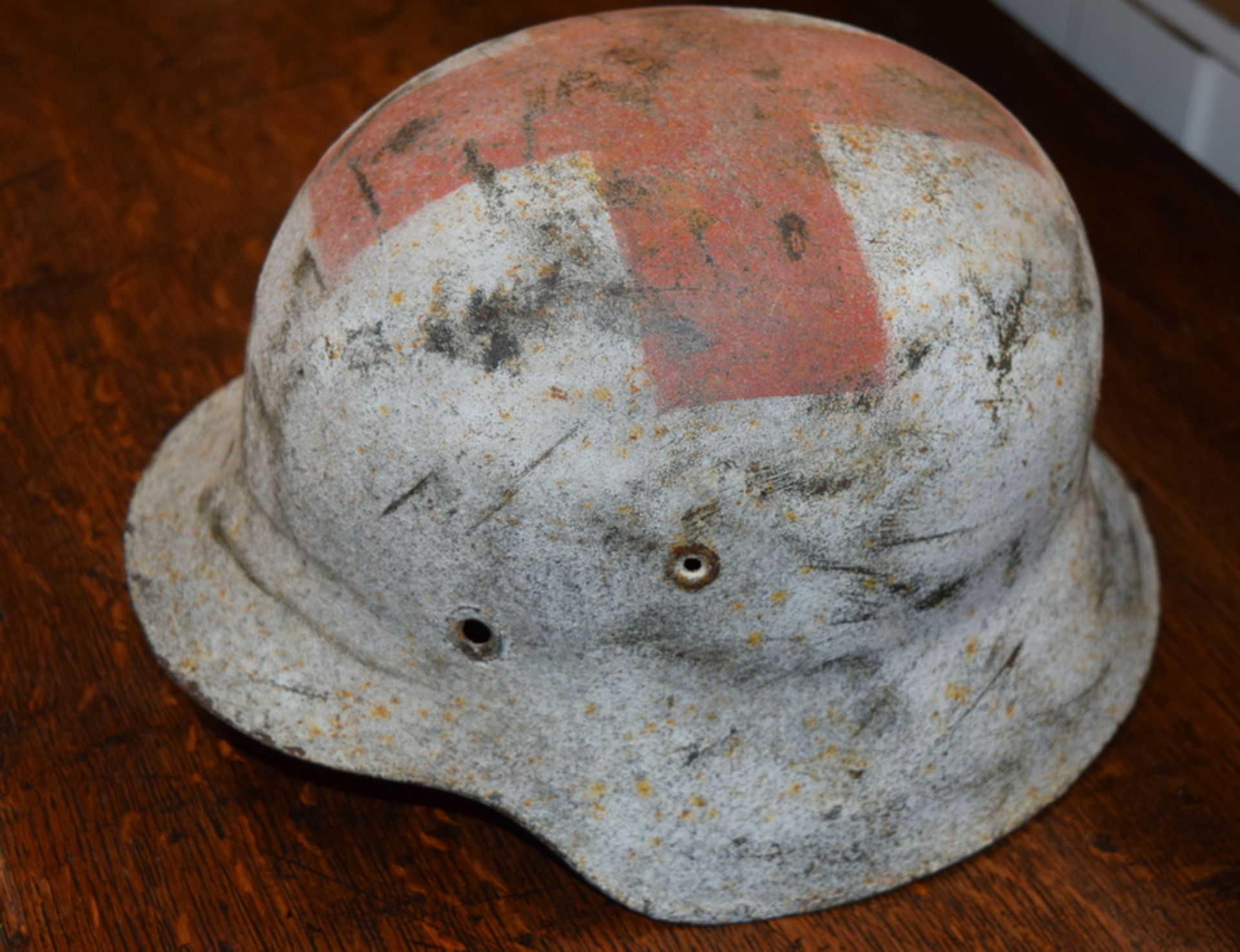 WW2 German S.S. Decal Helmet With Red Cross - Image 3 of 5