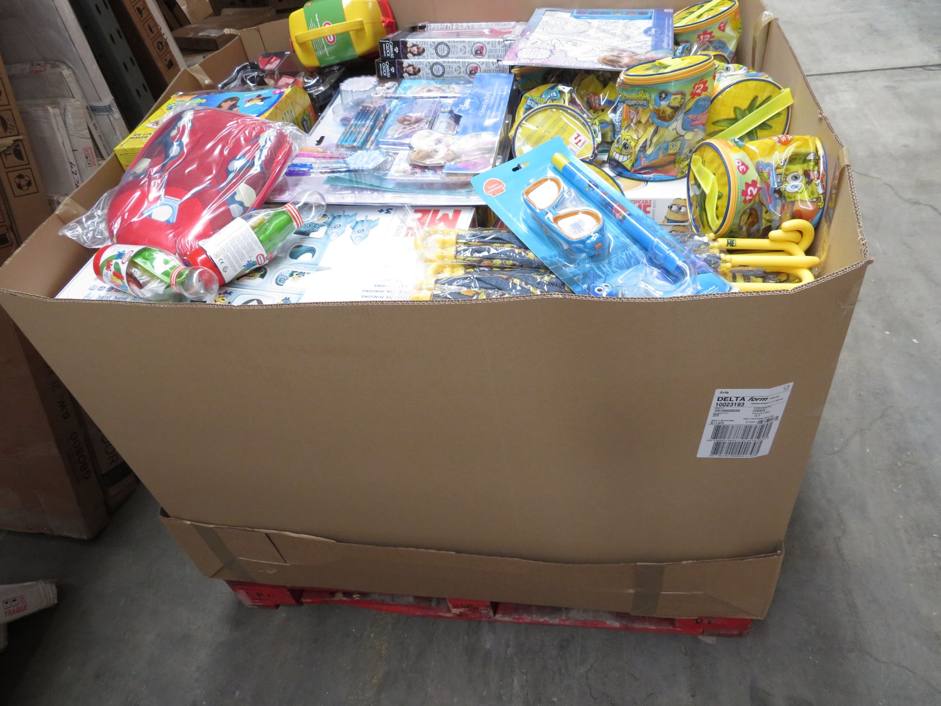 (N10) Large Pallet To Contain 864 Pieces Of Various Brand New Items To Include: Spongebob