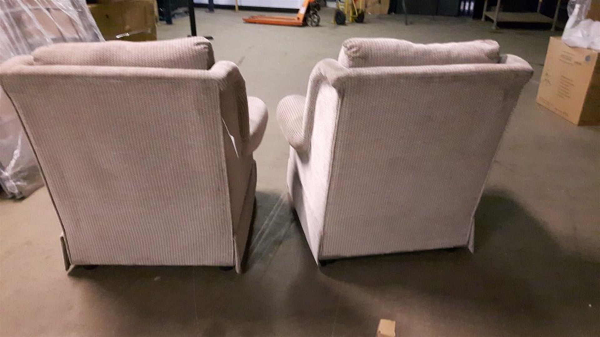 A pair of high back matching armchairs - Image 3 of 3