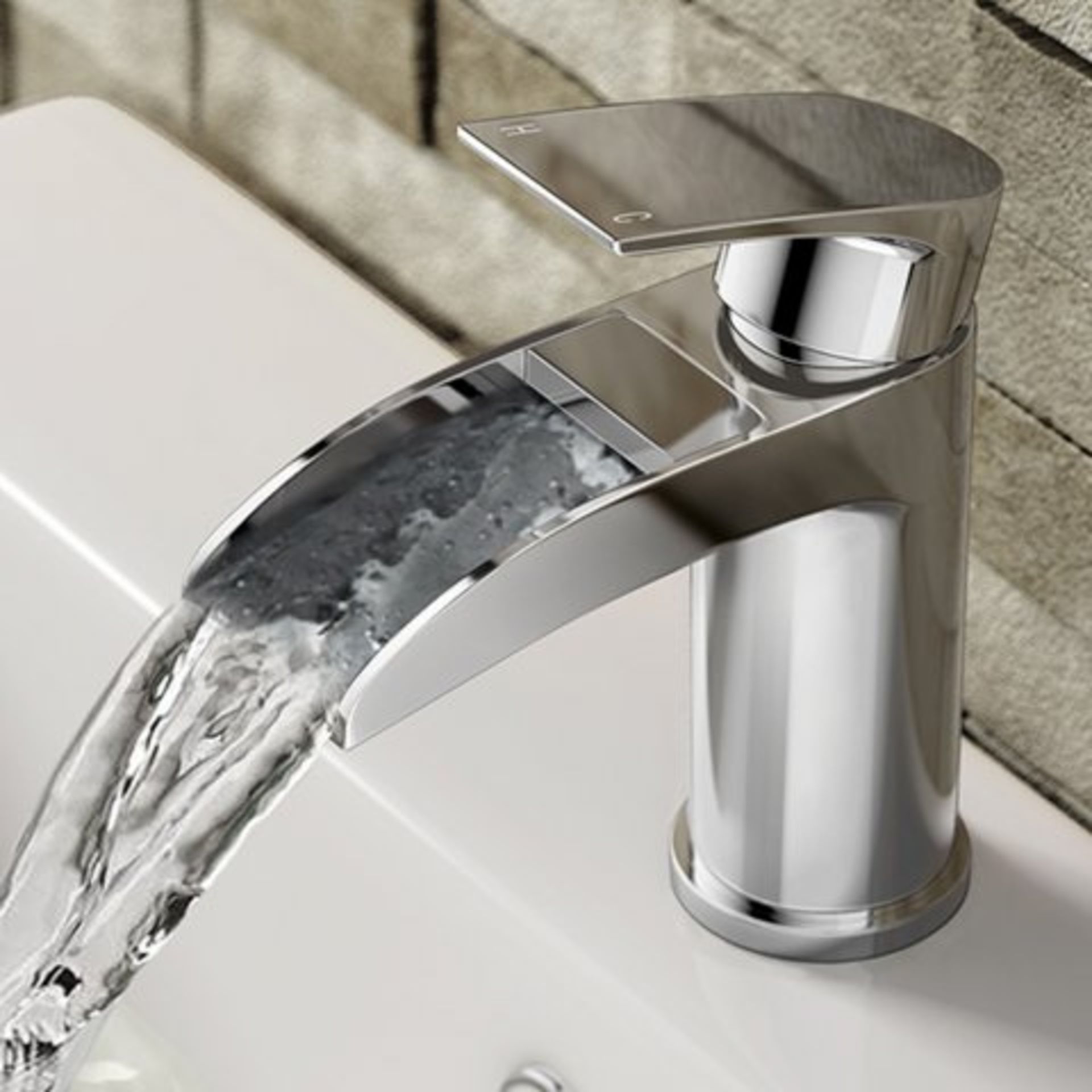 (H115) Avis II Waterfall Basin Mixer Tap Waterfall Feature Our range of waterfall taps add a touch - Image 4 of 4