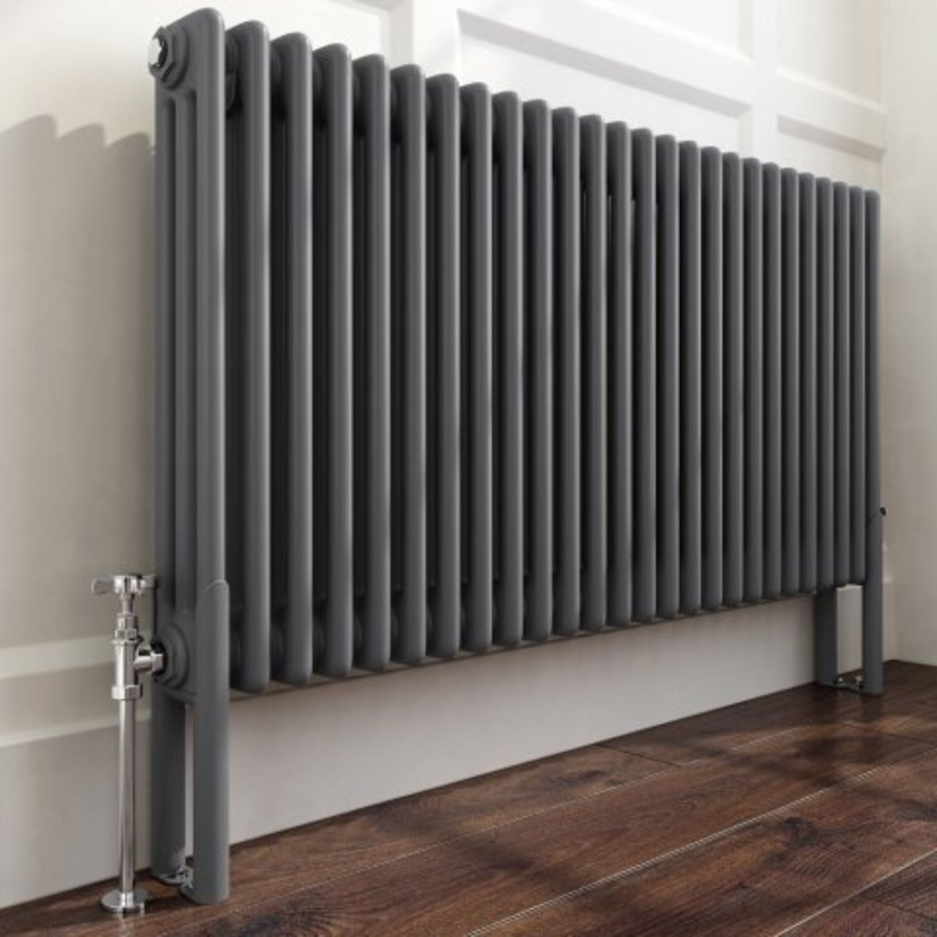 (H15) 600x1177mm Anthracite Triple Panel Horizontal Colosseum Traditional Radiator RRP £624.99 For - Image 2 of 4