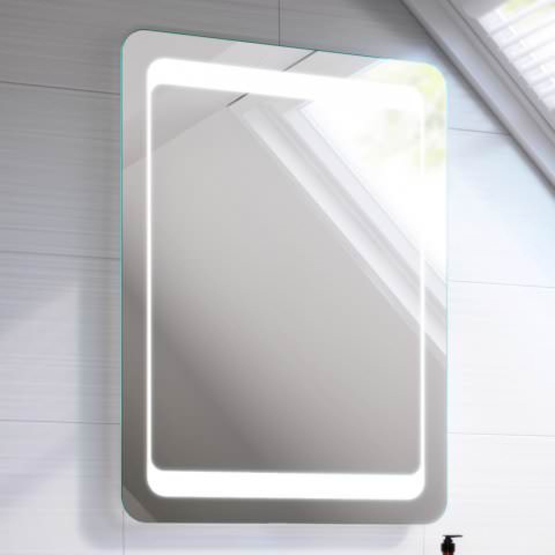 (H19) 900x650mm Quasar Illuminated LED Mirror RRP £349.99 Energy efficient LED lighting with IP44 - Image 6 of 6