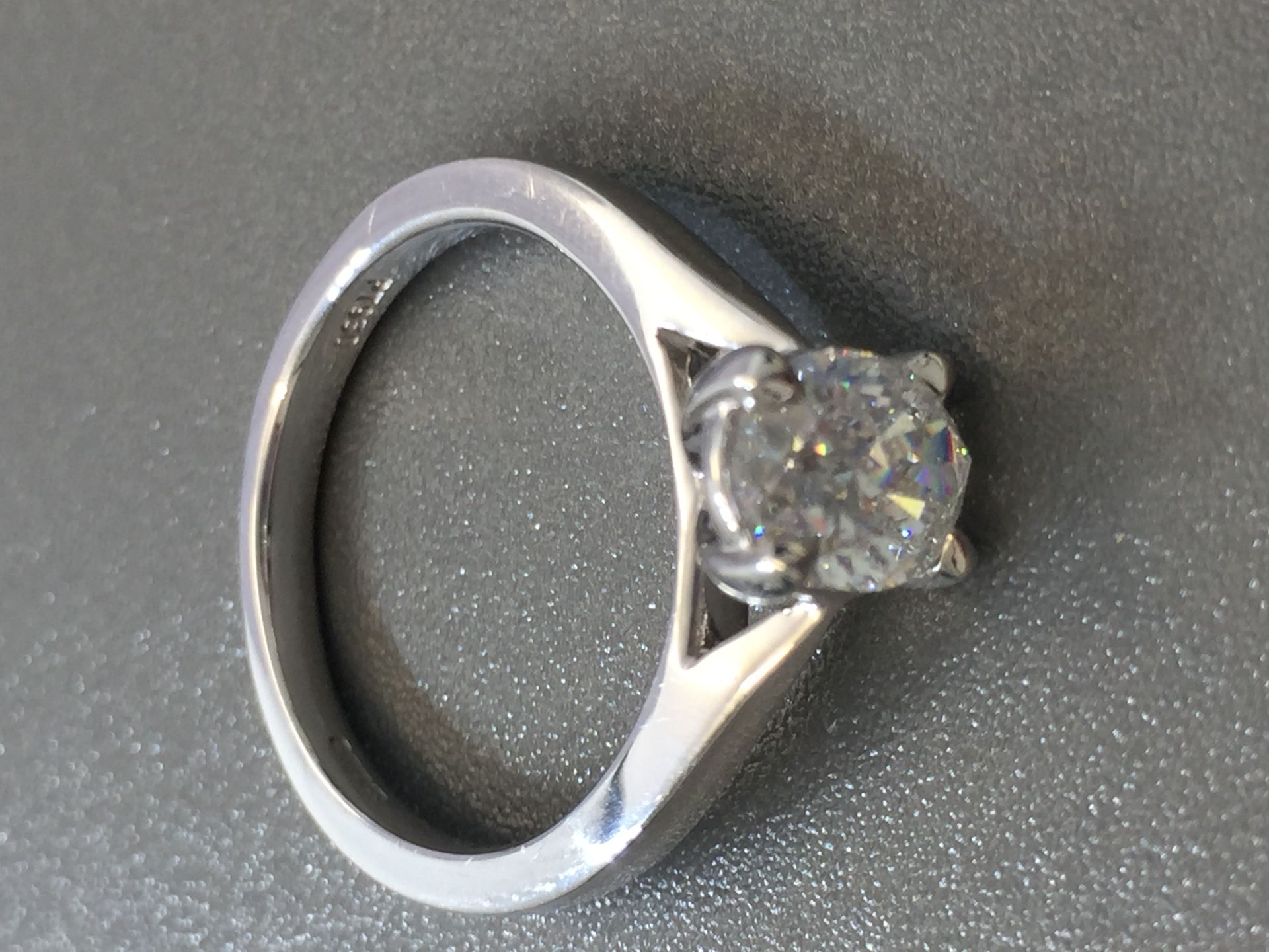 1.20ct diamond solitaire ring set with an oval cut diamond. F colour, si2 clarity.4 claw setting - Image 3 of 5