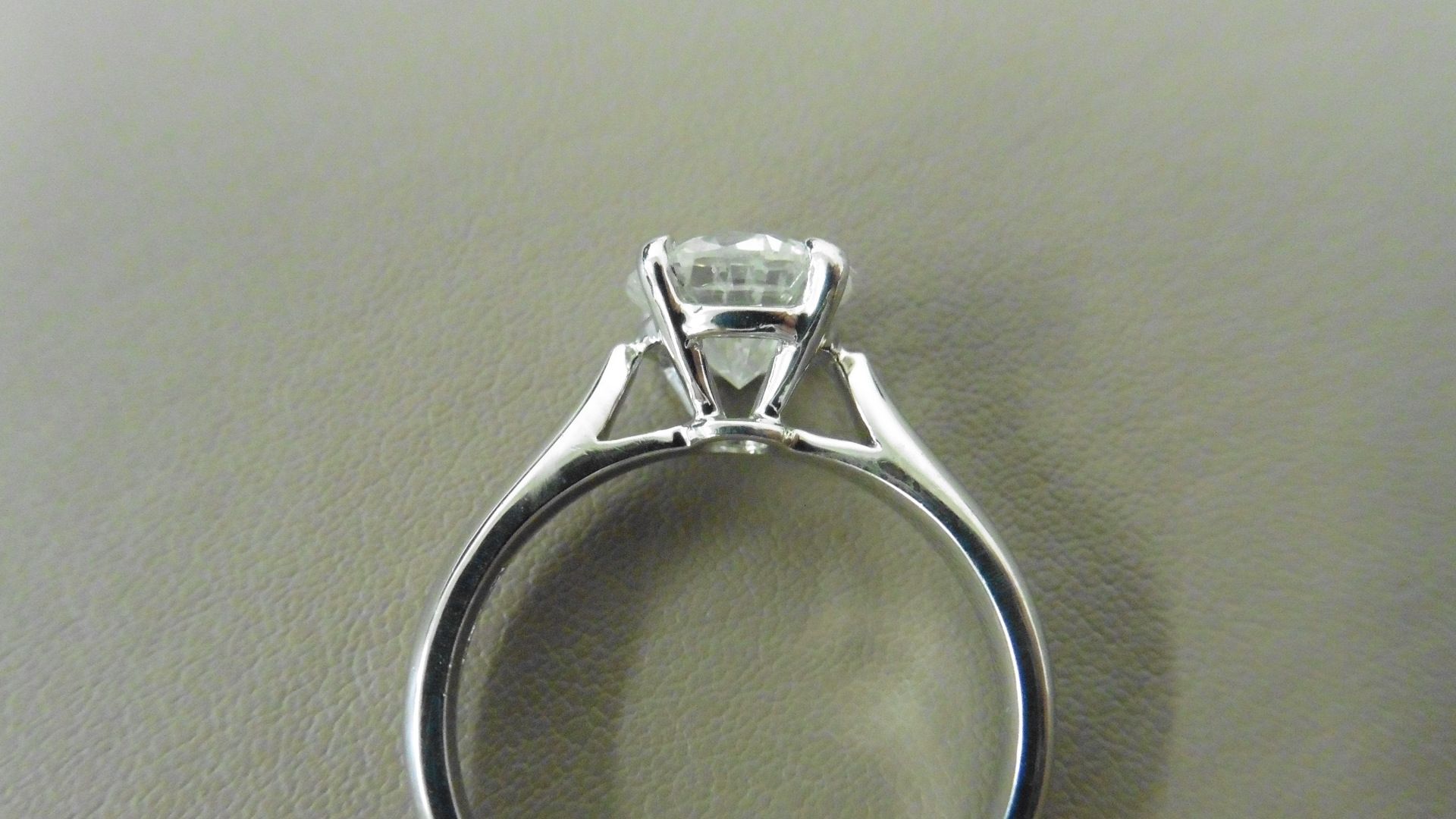 1.04ct diamond solitaire ring with a brilliant cut diamond. H colour and I1 clarity. Set in platinum - Image 2 of 3