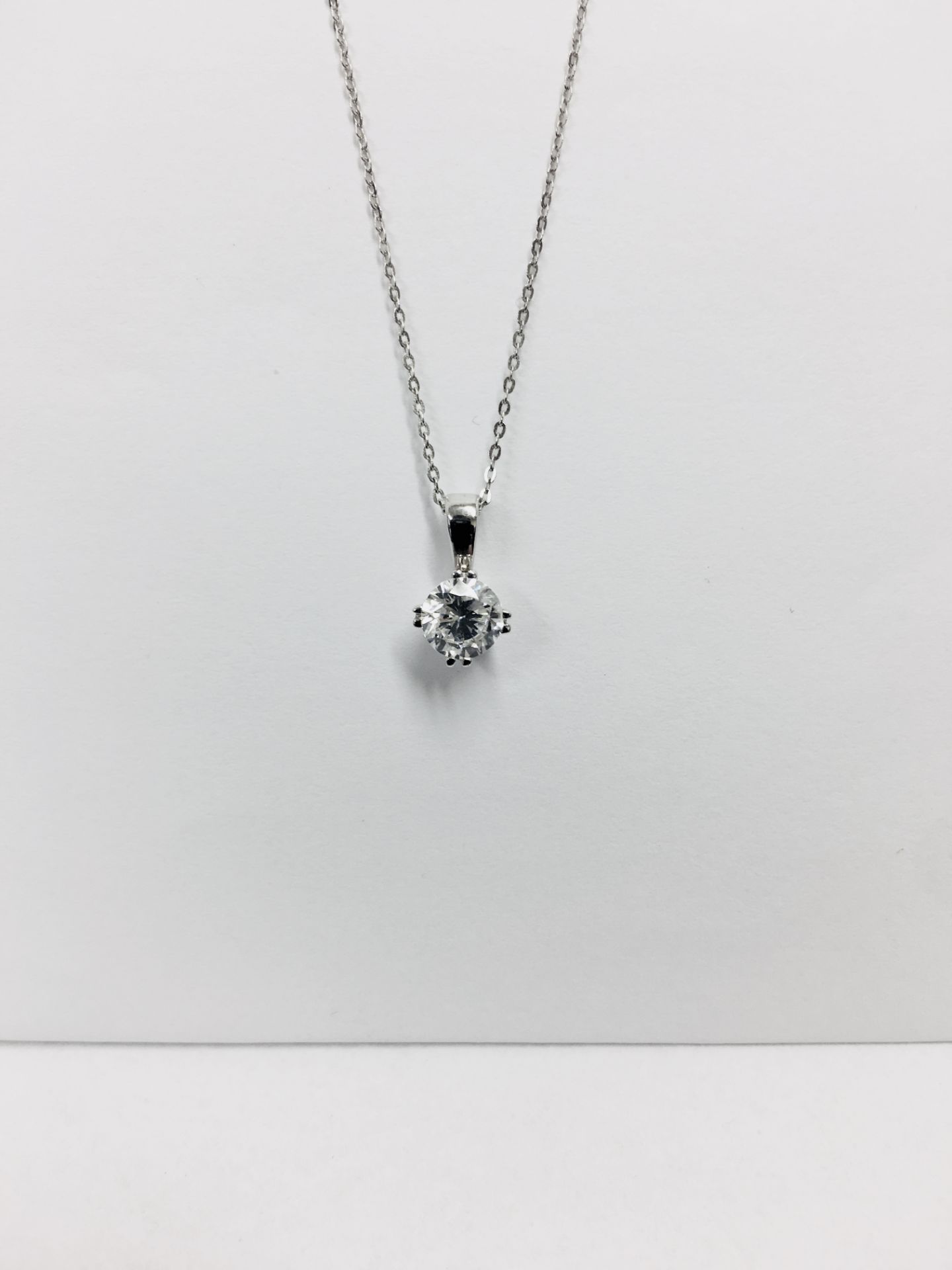 Platinum 1ct diamond solitaire pendant ,1ct natural diamond h colour si2 clarity,1.9gms platinum - Image 2 of 5