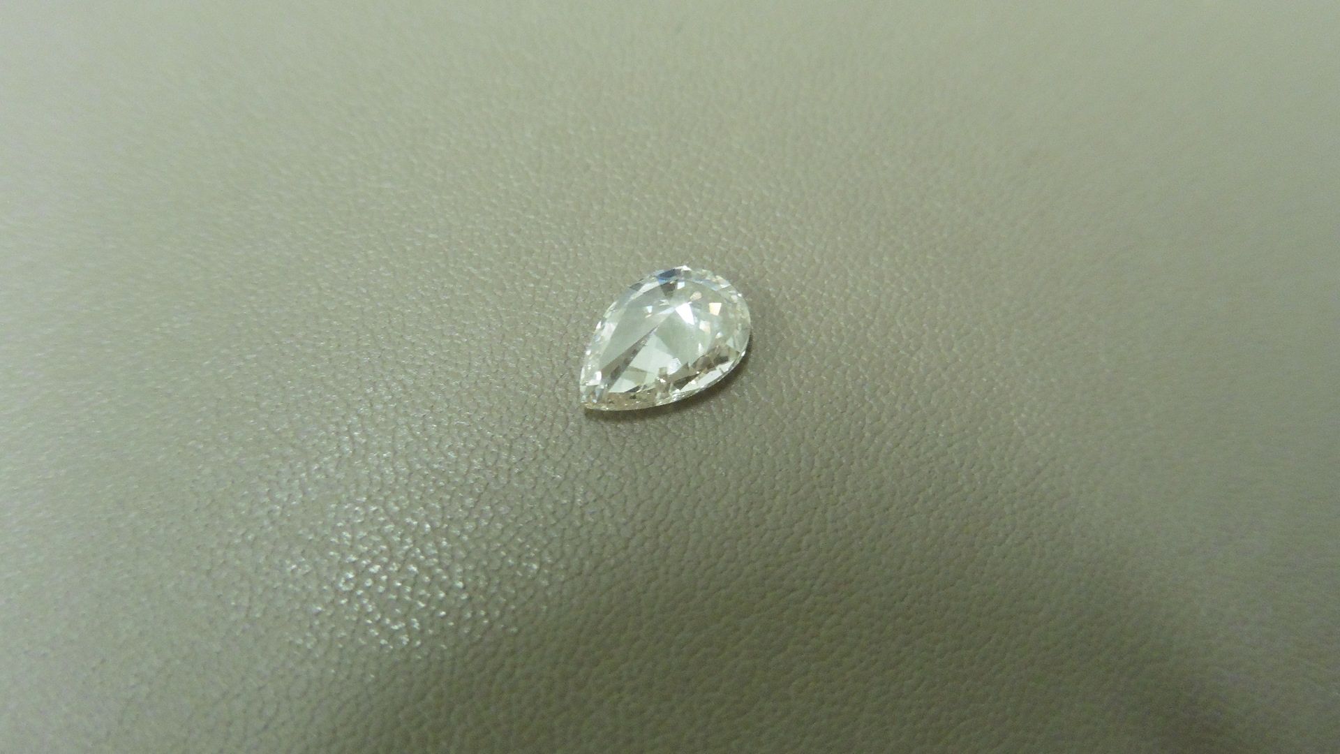 1.00ct pear shaped diamond, loose stone. J colour and I1 clarity. 8.85 x 5.93 x 2.72mm. IGI - Image 2 of 5