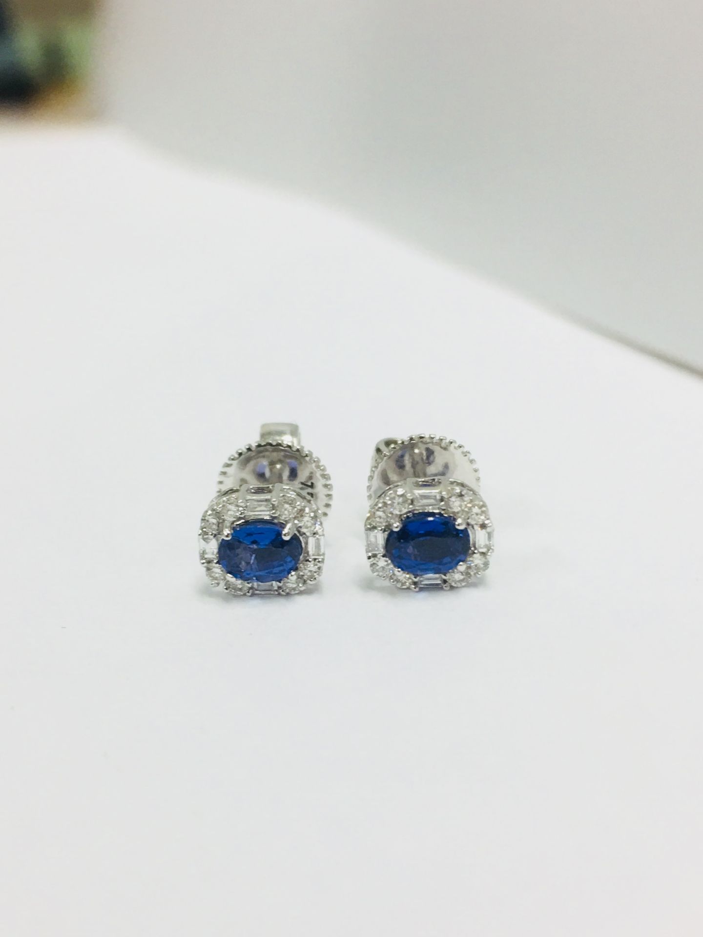 18ct white gold Sapphire diamond Earrings,Sapphire natural oval 0.76ct,0.26ct Diamond brilliant - Bild 2 aus 4