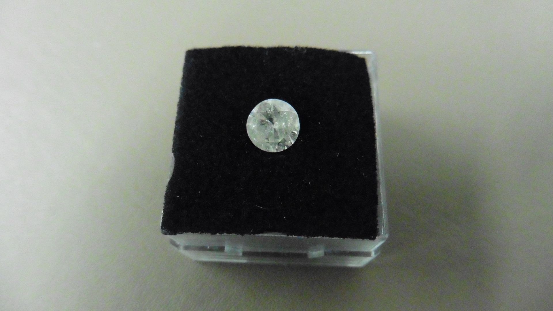 1.01ct Brilliant Cut Diamond, Enhanced stone. H colour, I2 clarity. 6.44 x 3.79mm. Valued at £ - Image 5 of 5