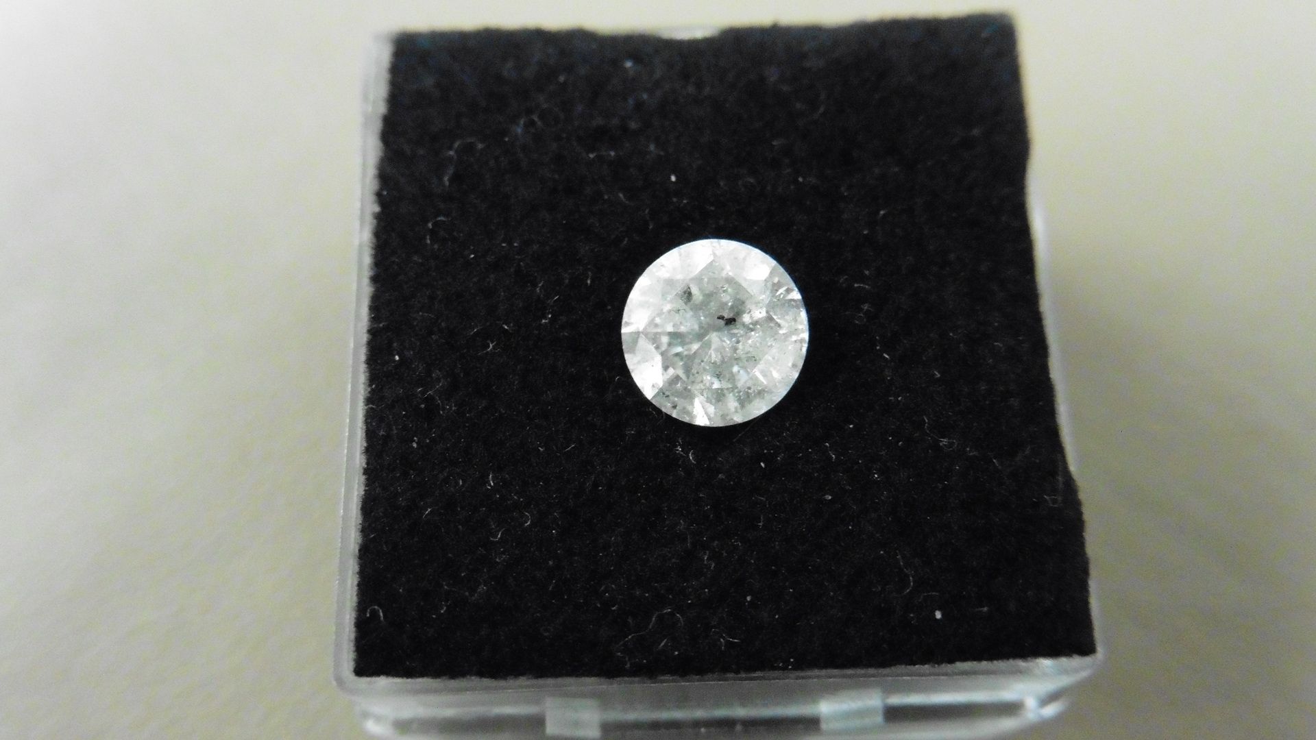 1.17ct natural loose brilliant cut diamond. I colour and I2 clarity. 6.53 x 4.22mm. No certification - Bild 4 aus 4