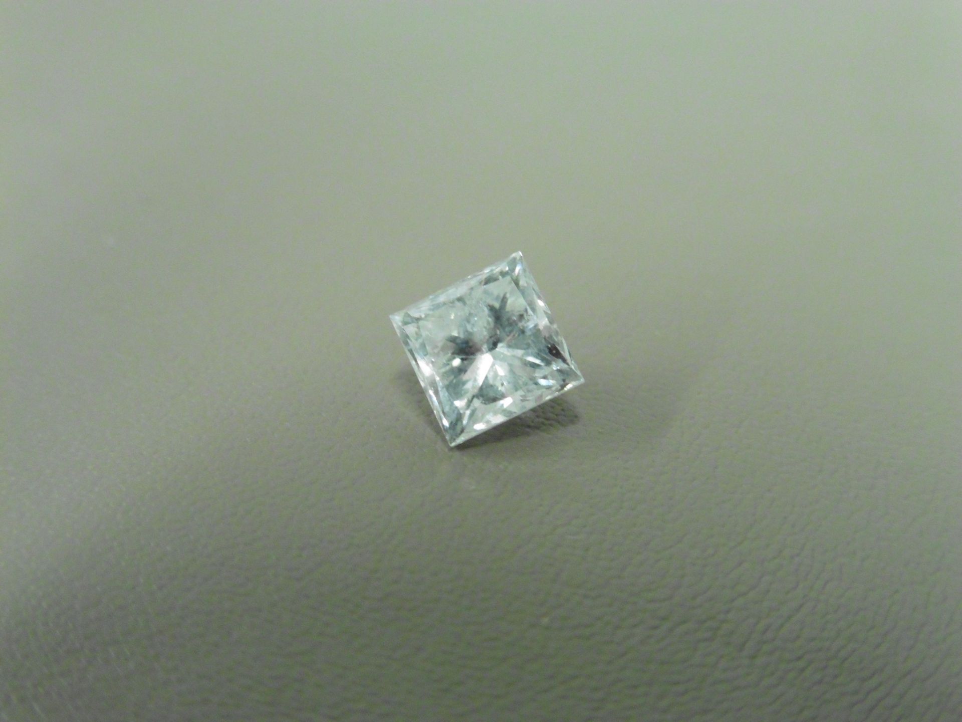 0.95ct enhanced princess cut diamond.I colour and I2 clarity. No certification but can be done - Bild 2 aus 4