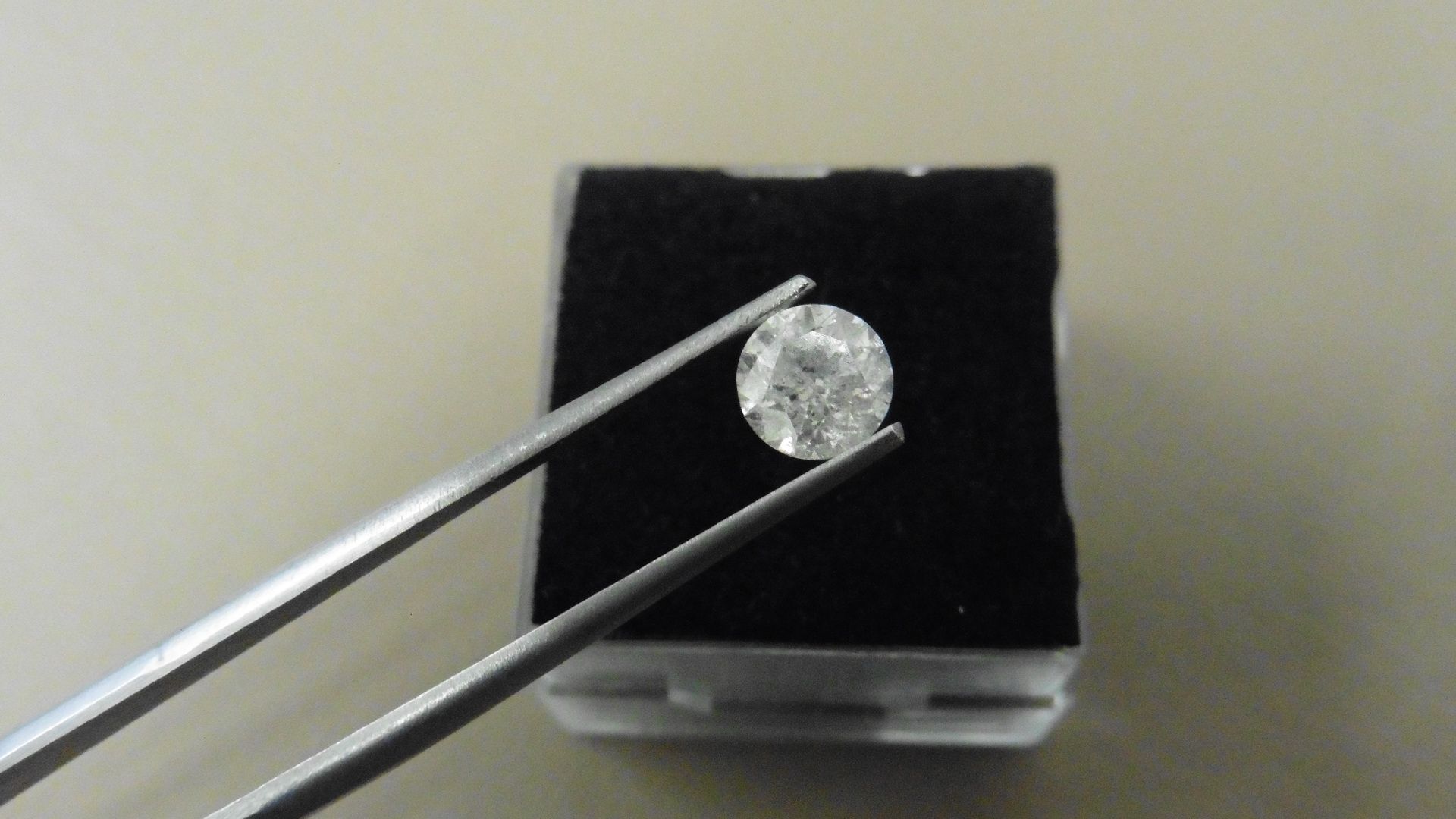 1.05ct natural loose brilliant cut diamond. H colour and I2 clarity. 6.16 x 4.11mm. No certification