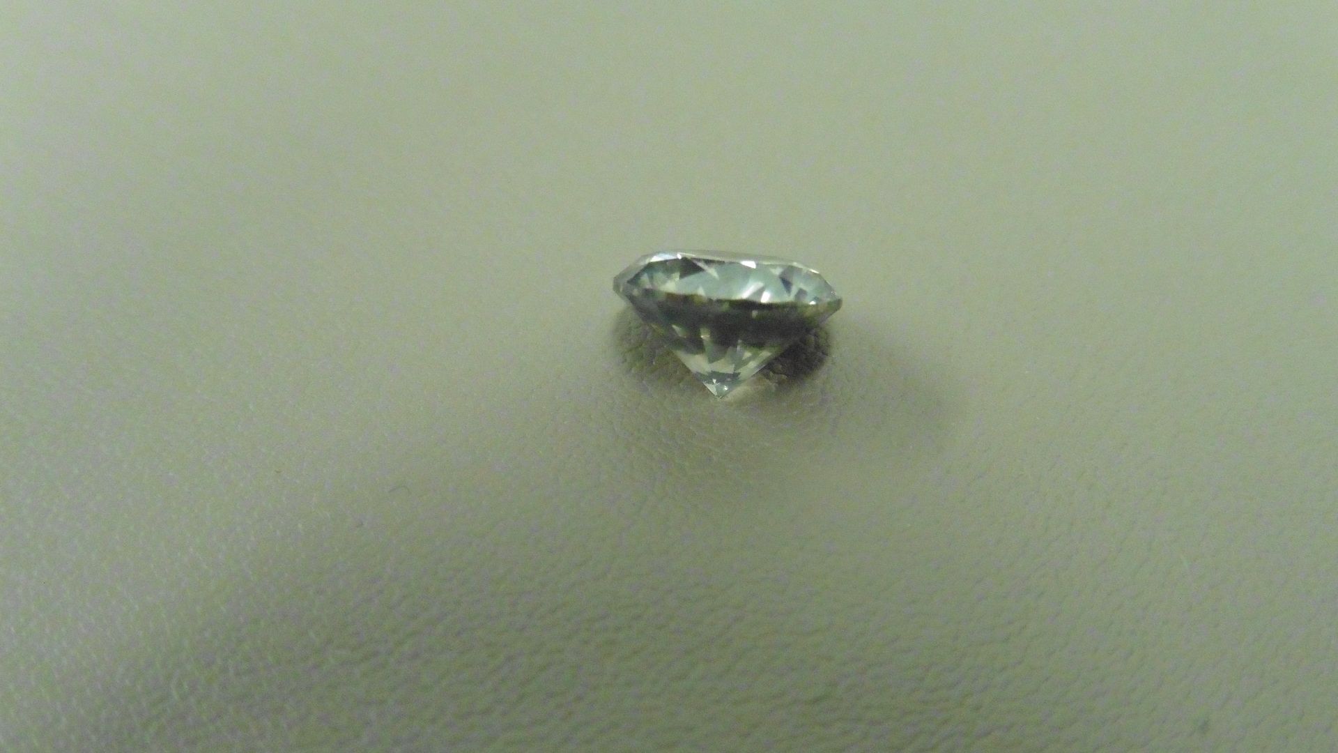 2.02ct natural loose brilliant cut diamond.i colour and si2 clarity. 8.07 x 4.96mm. No certification - Bild 4 aus 4