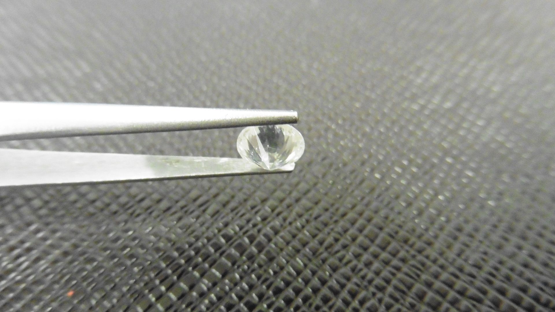 1.15ct natural loose brilliant cut diamond. H colourand si2 clarity.6.66 x 6.69 x 4.15mm. Colour - Image 3 of 5