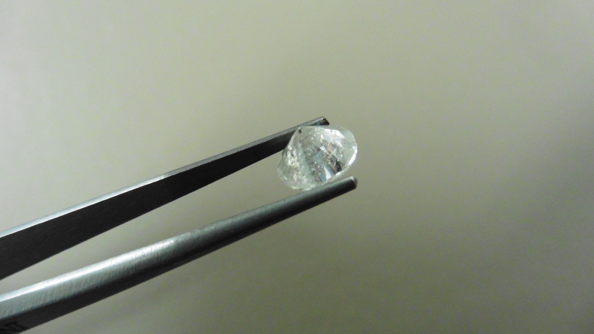 1.72ct Brilliant Cut Diamond, Enhanced stone. H/I colour, P1-2 clarity. 7.42 x 4.78mm. Valued at £ - Bild 2 aus 5
