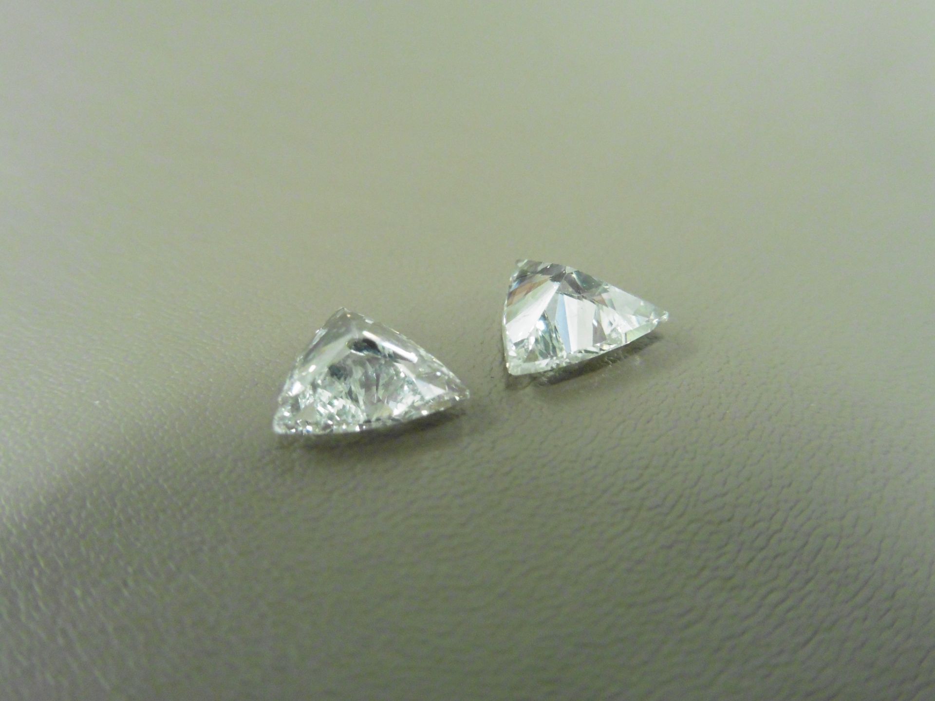 2.21ct natural loose pair of triangular diamonds. F colour and VS-SI clarity. EGL certificaton. - Bild 4 aus 4