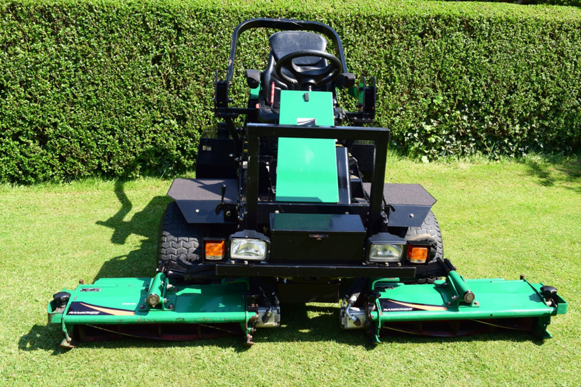 2006 Ransomes Highway 2130 4WD Cylinder Mower - Image 14 of 16