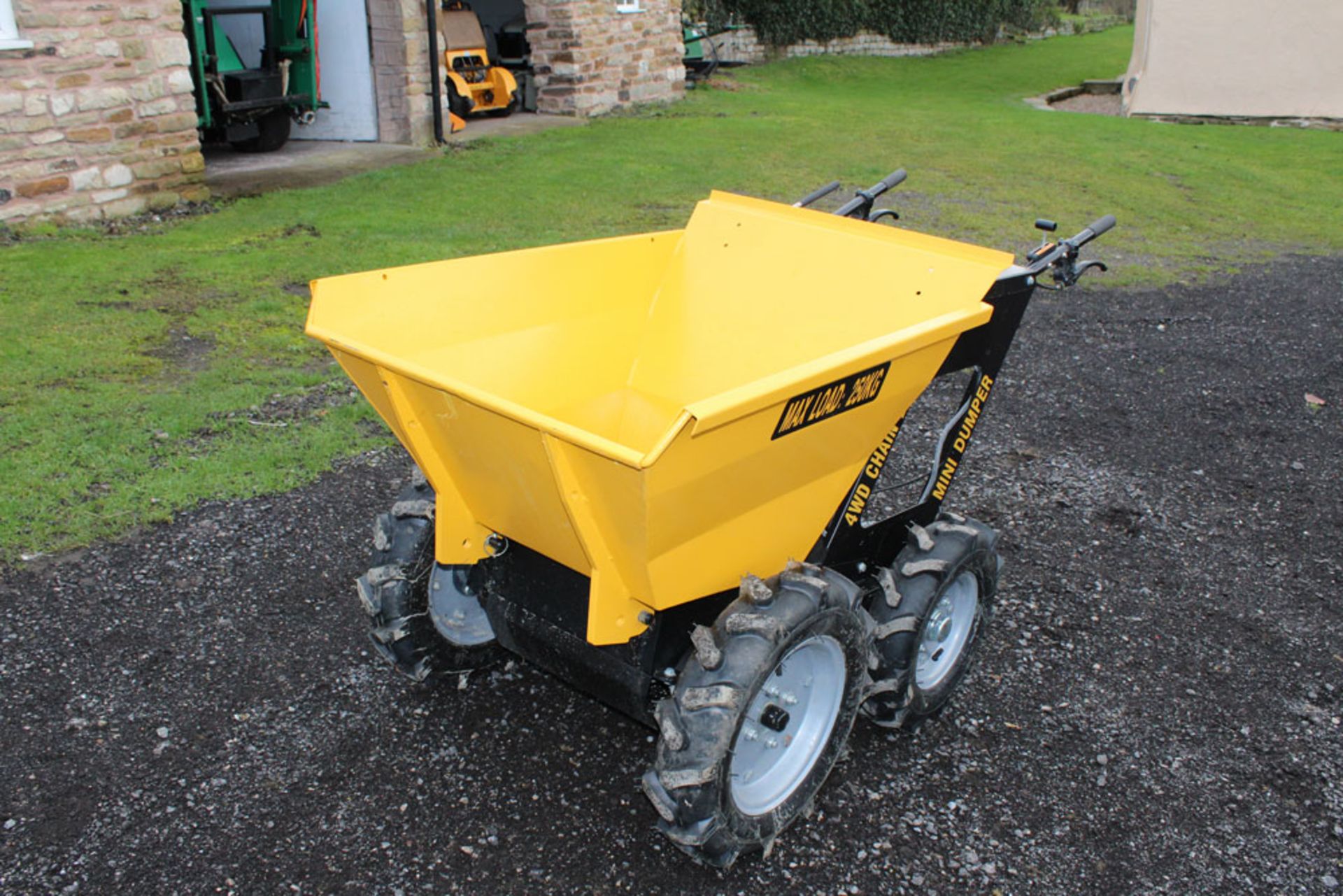 Unused 250kg Mini Dumper 4WD With Chain Drive Loncin Engine - Image 4 of 6